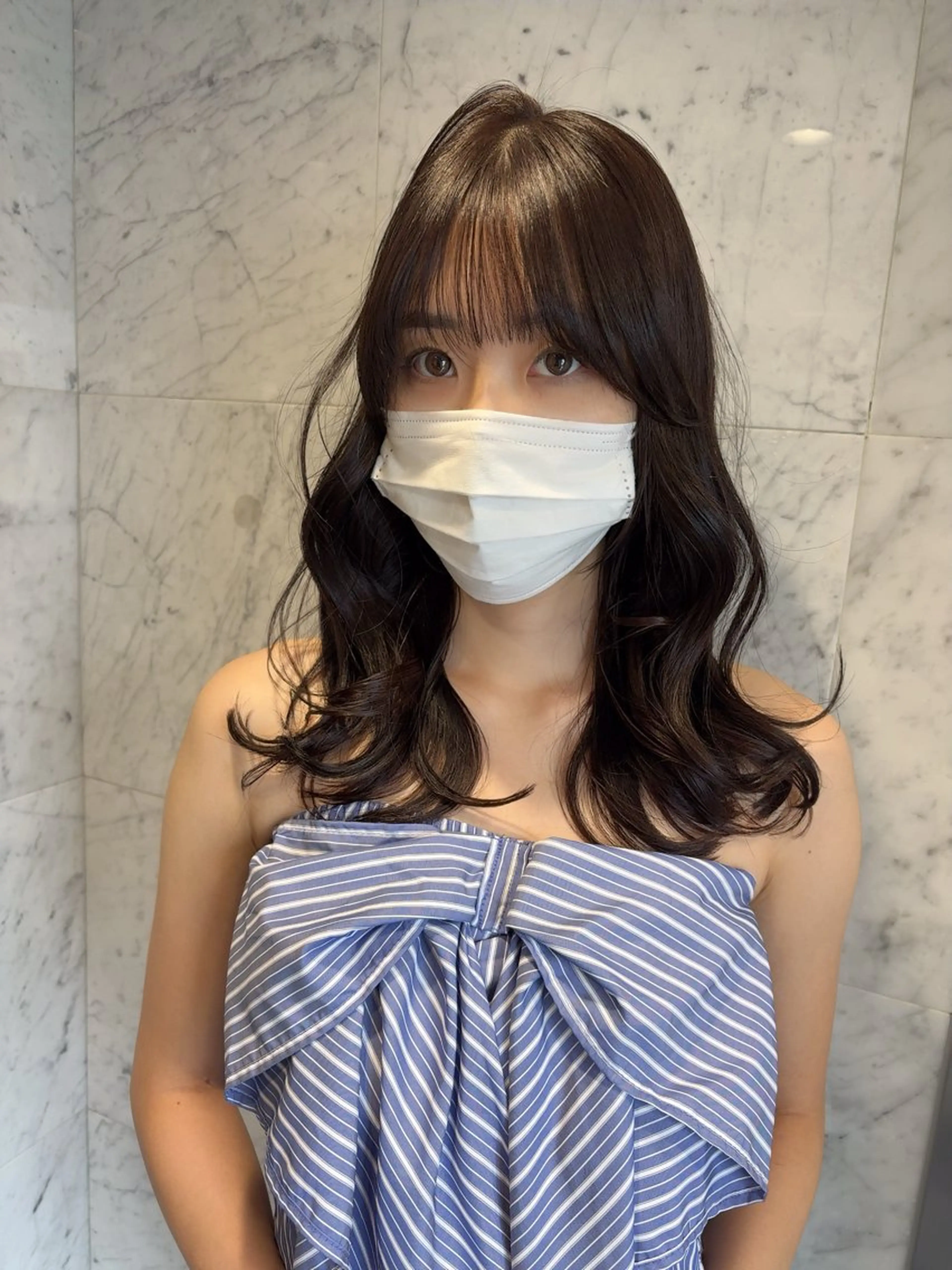 ミディアム カラー ヘアアレンジ 透明感カラー くびれヘア 顔まわりレイヤー 顔周りカット 韓国風ヘア カット ヘアカラー トリートメント ヘッドスパ ヘアセット ®️レイヤー/透明感 カラー/星野六三四のヘアスタイル