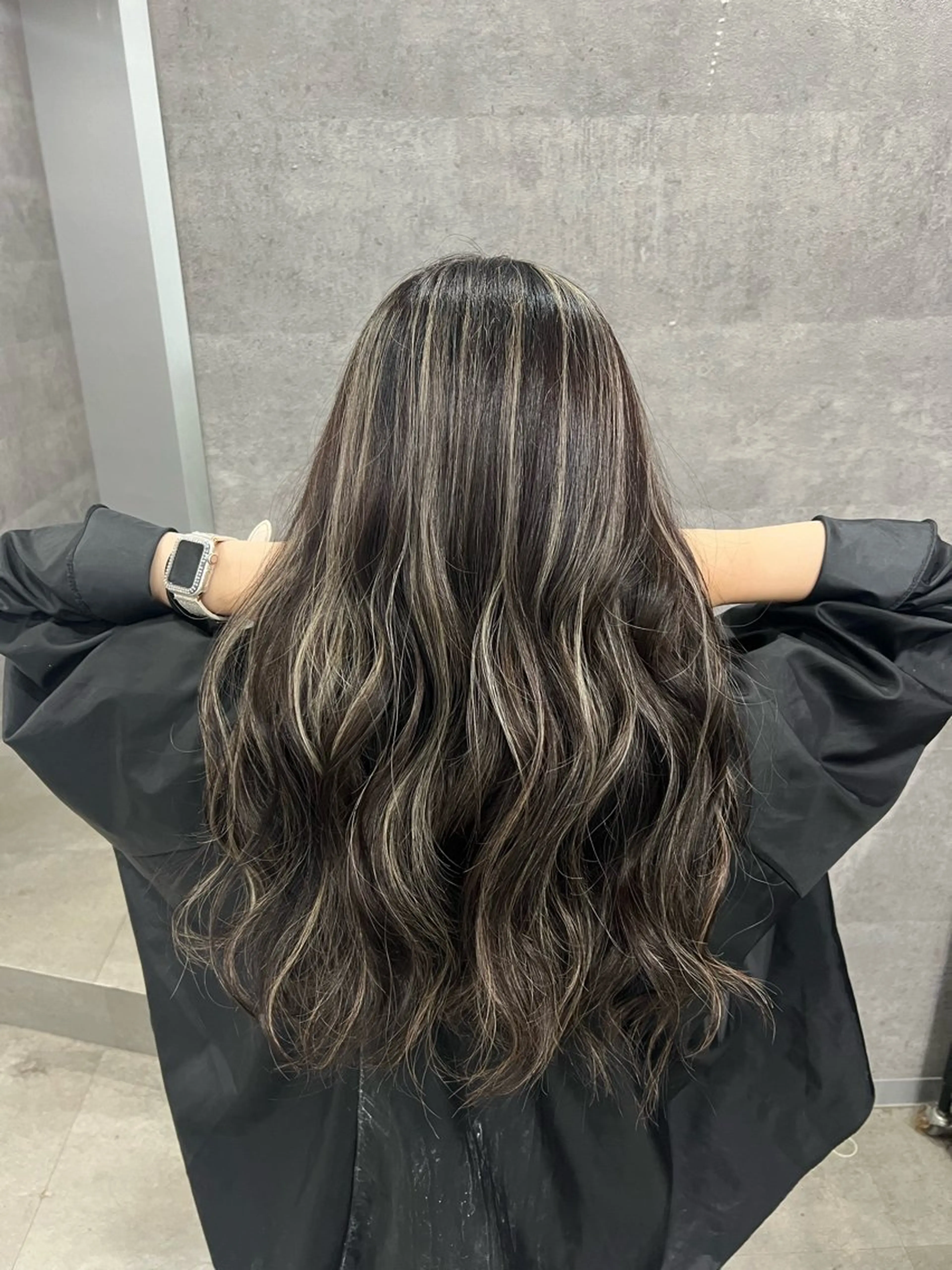 ロング ヘアカラー トリートメント 難波/ハイトーン 🦋AOI🦋のヘアスタイル