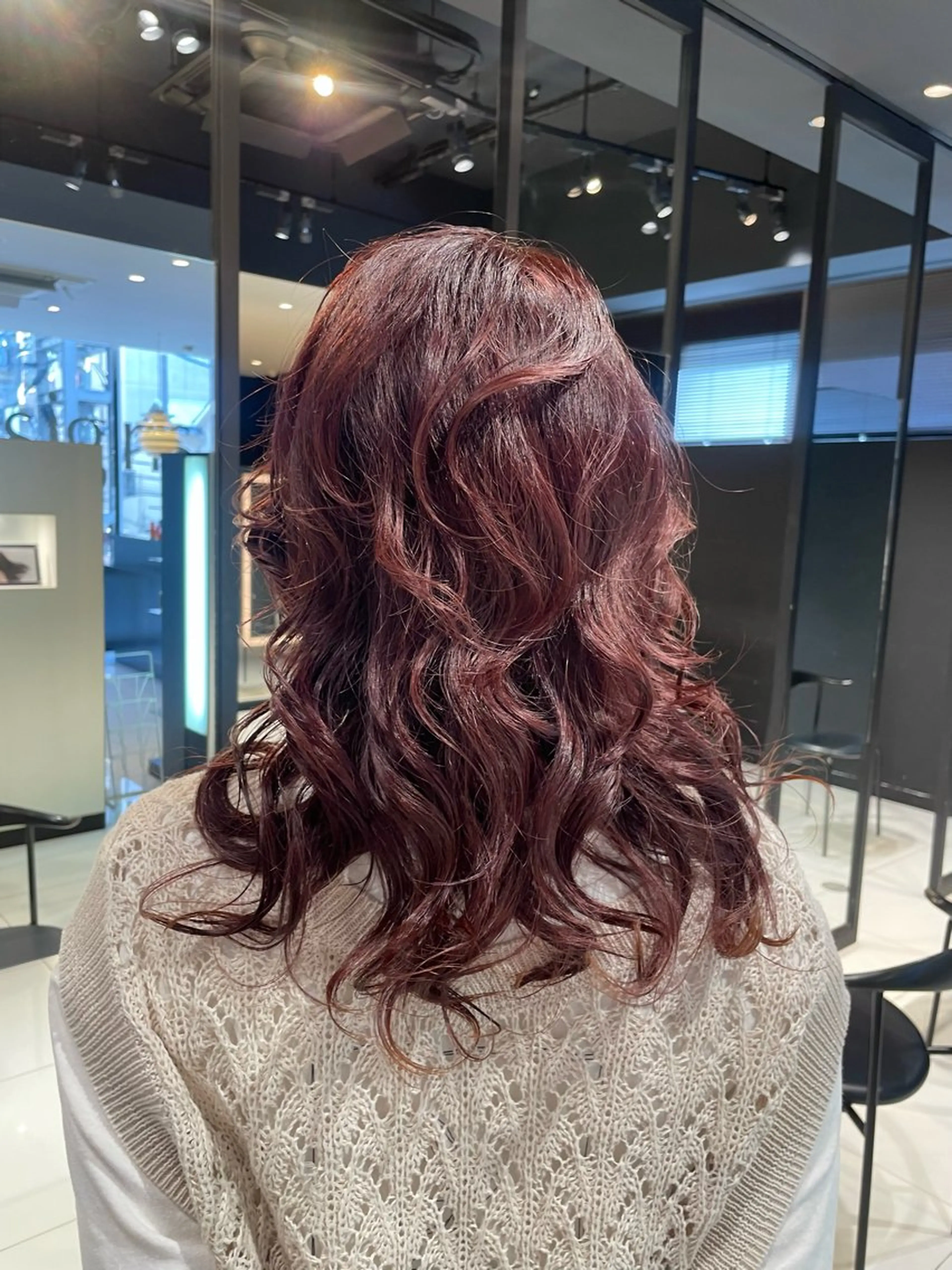 セミロング mod'shair  青山プリヴィレージュ店所属・北山 夢菜のヘアスタイル