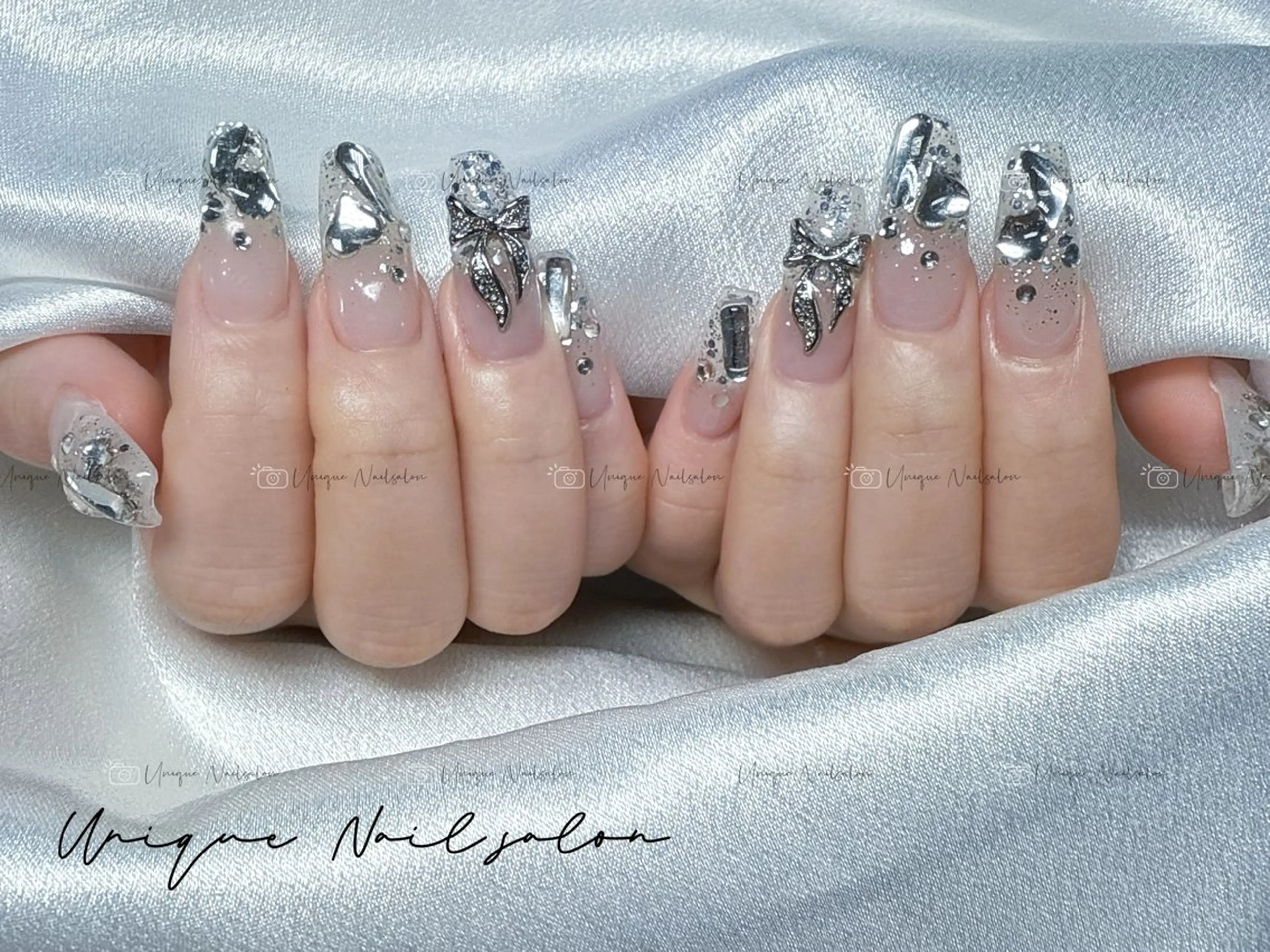 ネイル UniqueNail 長さだし専門店のネイルデザイン