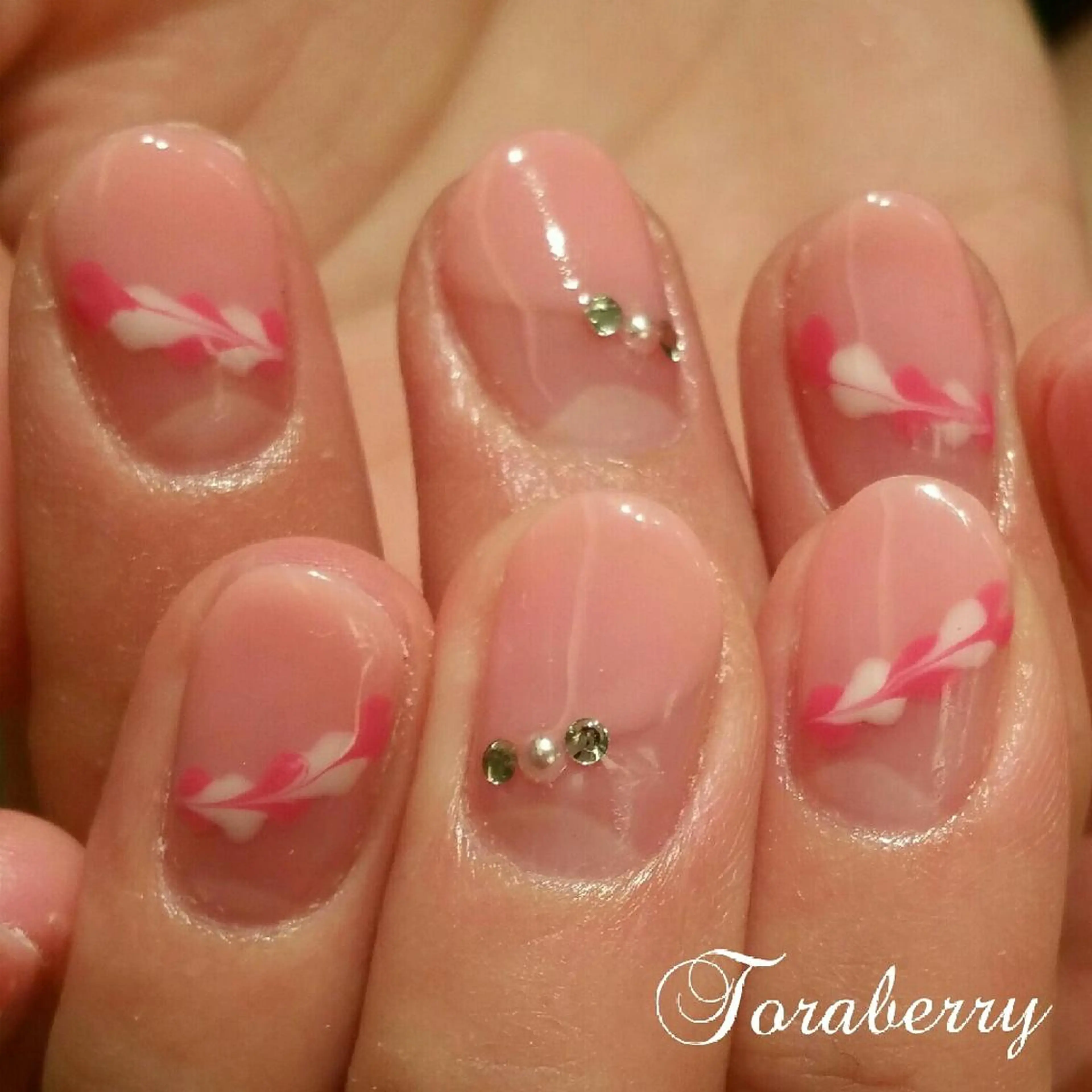 ネイル ハート ピーコックネイル ハンドネイル ネイリスト なつみのネイルデザイン