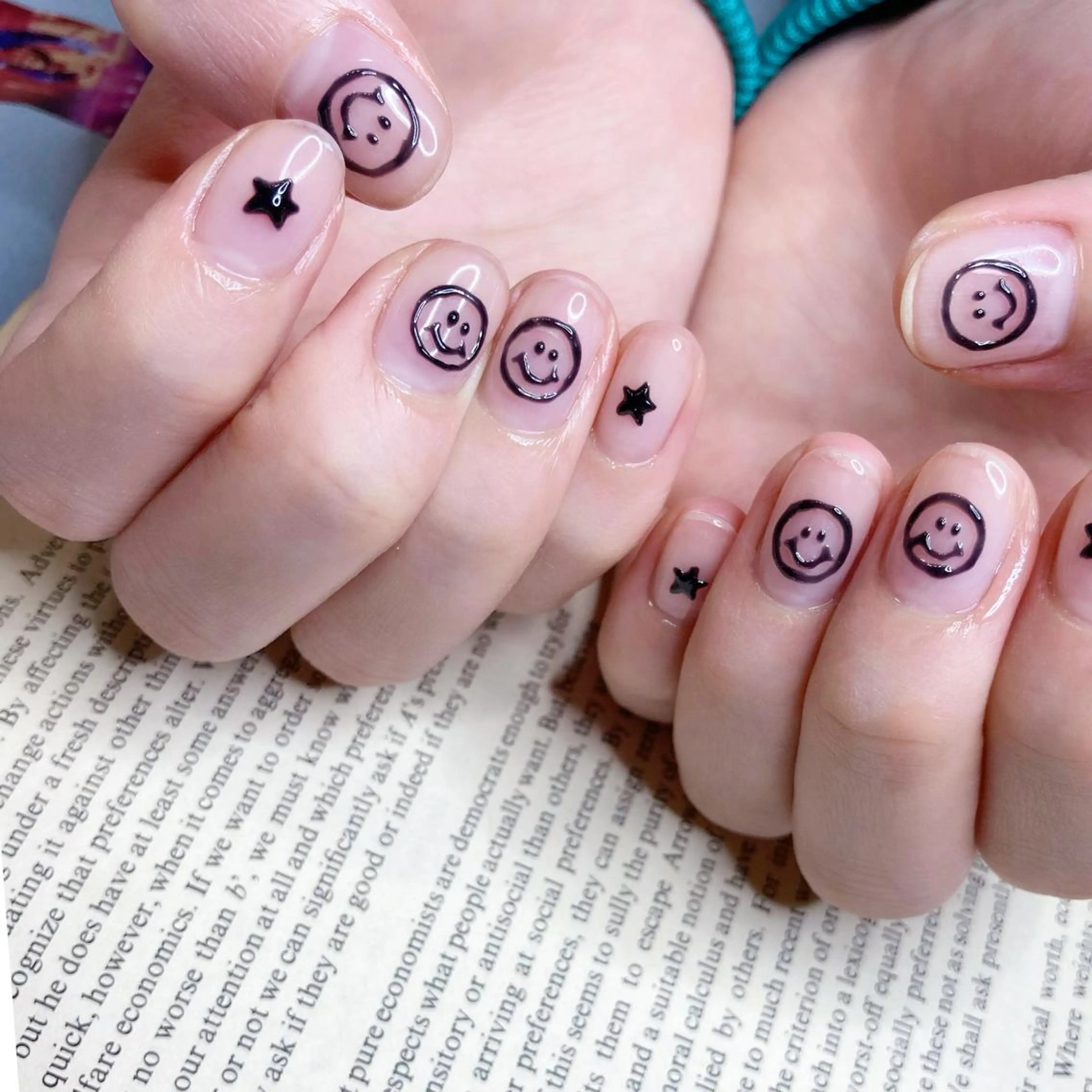 ネイル NOIROUGE所属・NOI ROUGEのネイルデザイン