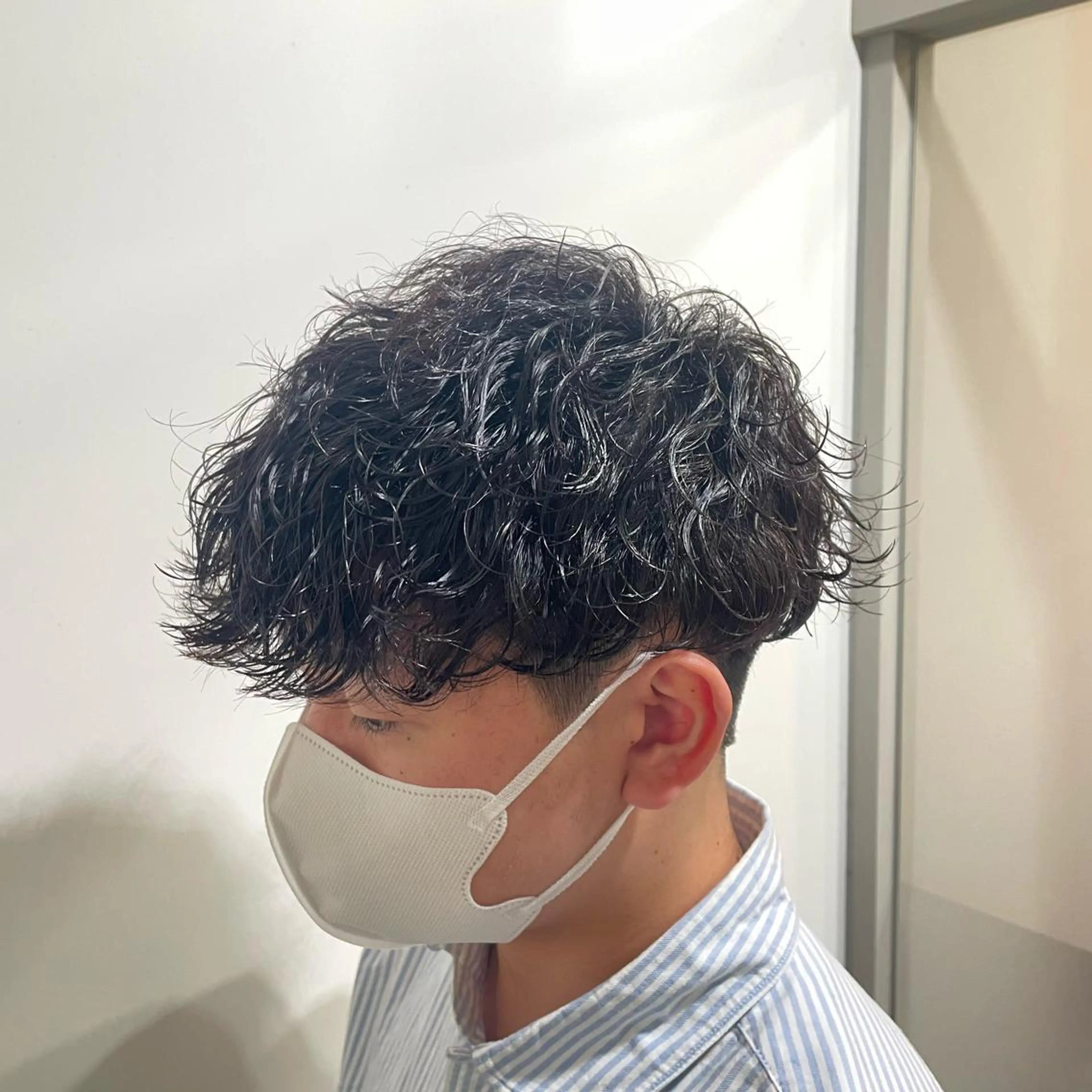 【オーダー爆発中💥ケアパーマ使用】メンズカット＋波巻きパーマ＋トリートメントの写真