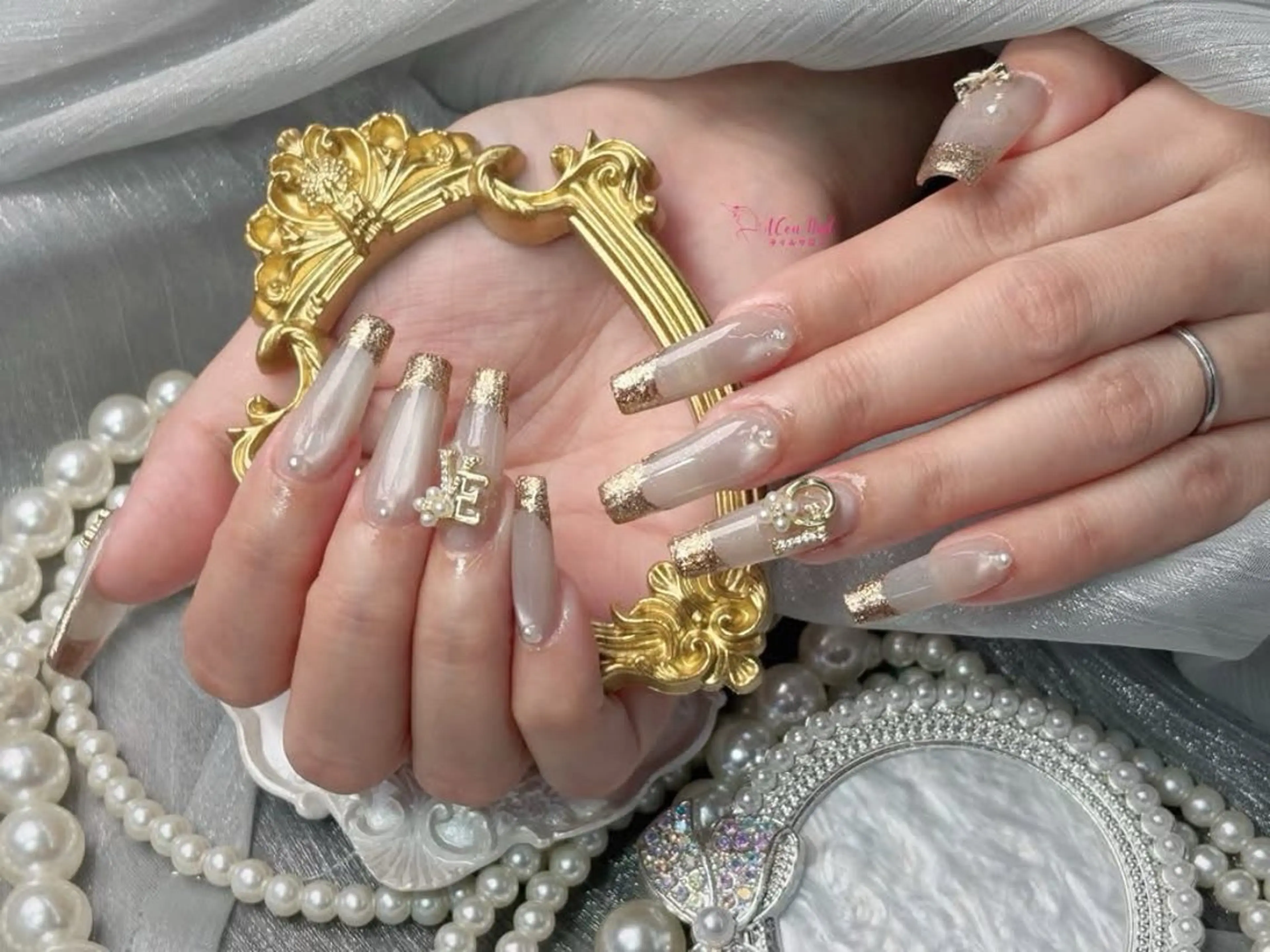 ネイル ANNA NAIL SALON所属・サン サンのネイルデザイン