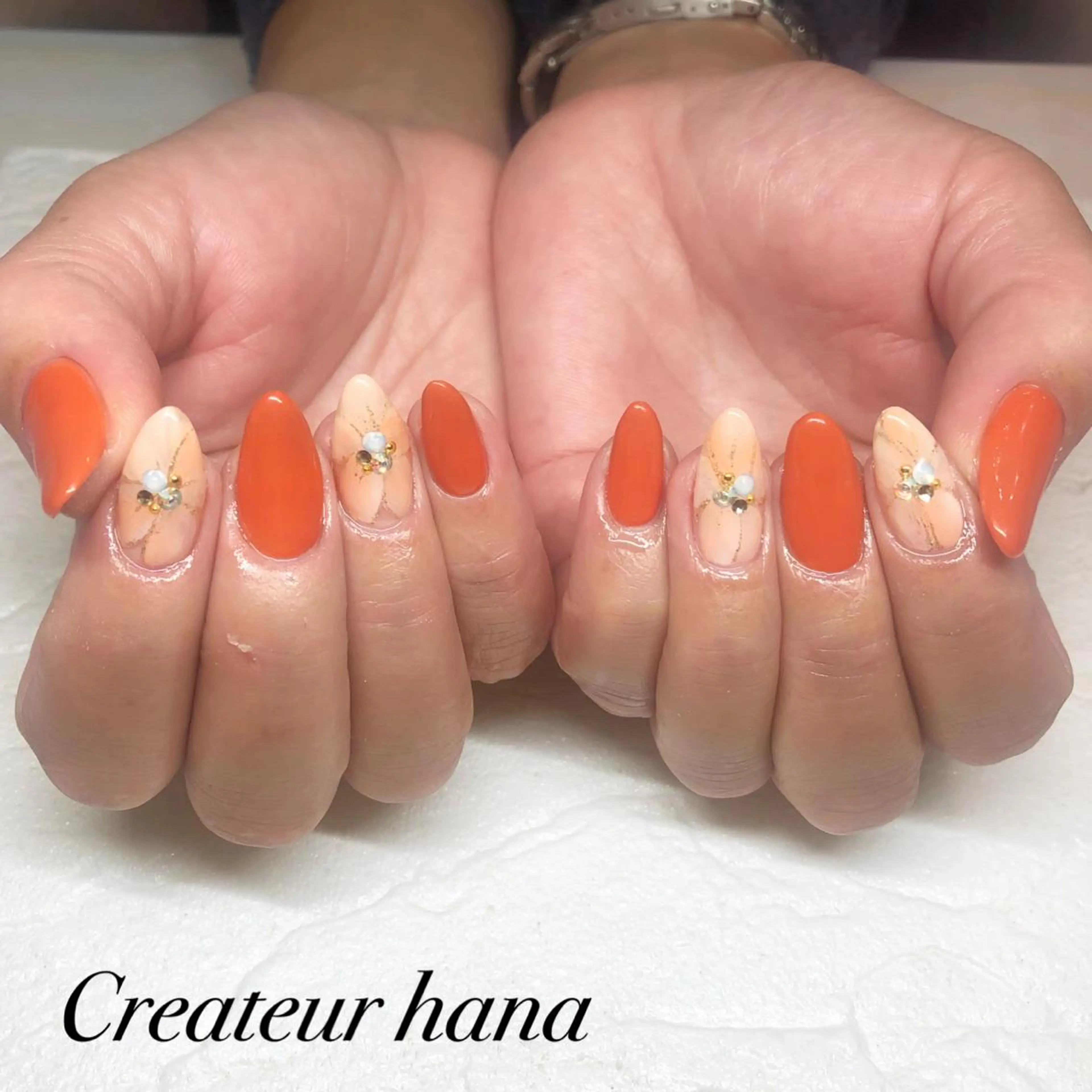 ネイル クレアトゥール華 都賀店所属・三橋 結菜のネイルデザイン