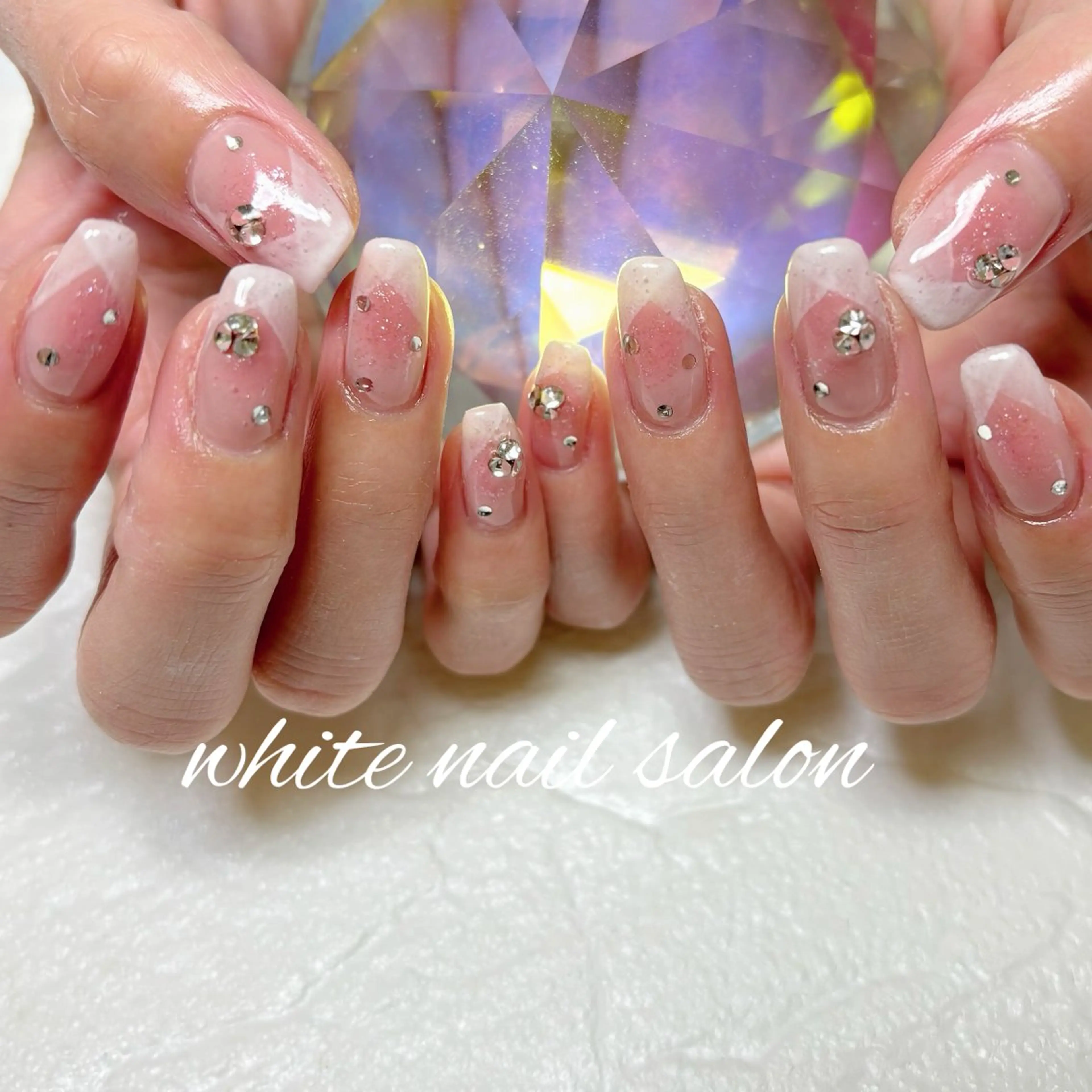 ネイル フットネイル 持ち込み ハンドネイル white nail salonのネイルデザイン