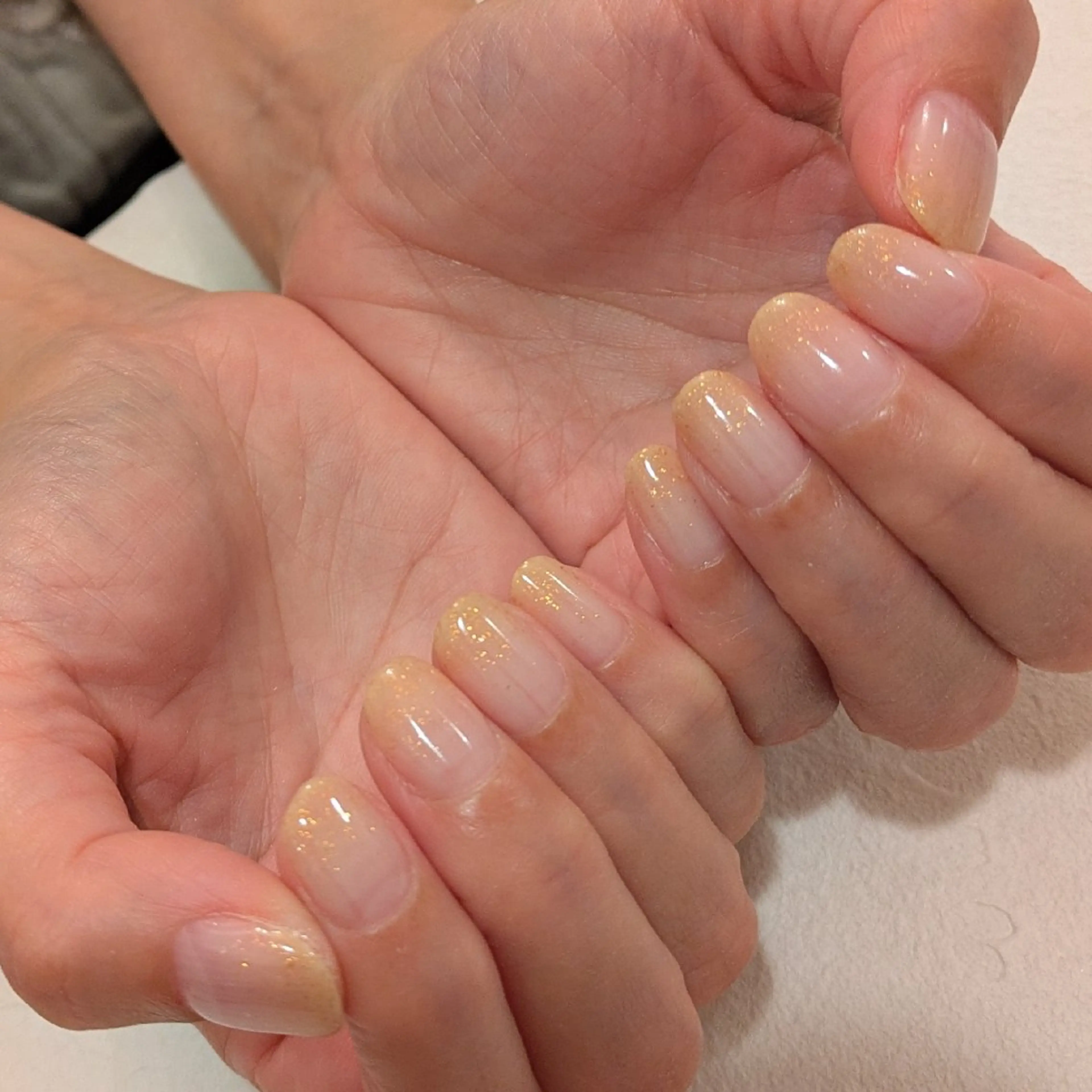 ネイル グラデーション ジェヌインネイル 河内のネイルデザイン