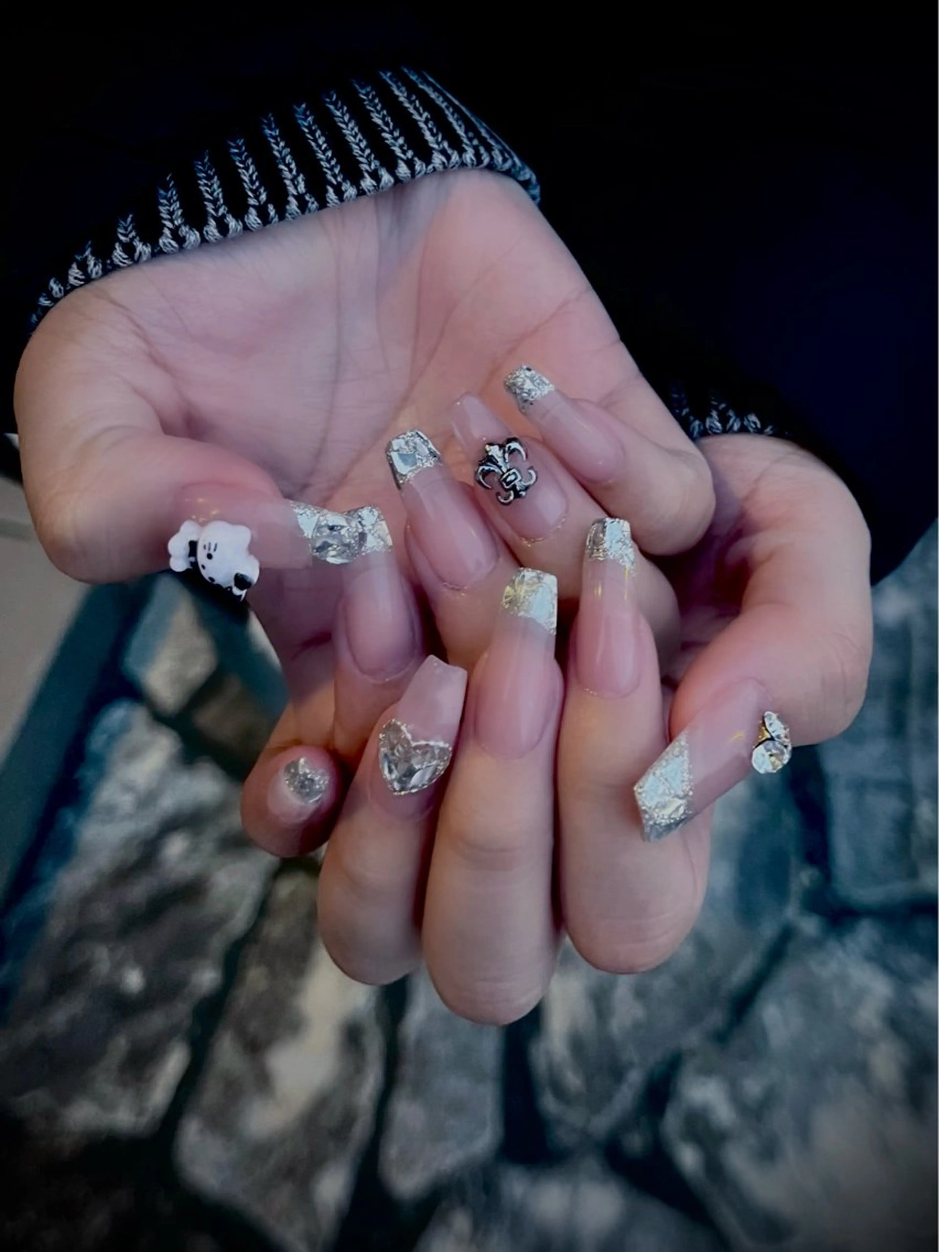 ネイル キラキラネイル マグネットネイル ワンカラーネイル スカルプネイル ワンホンネイル nine.🦋 YUKOのネイルデザイン