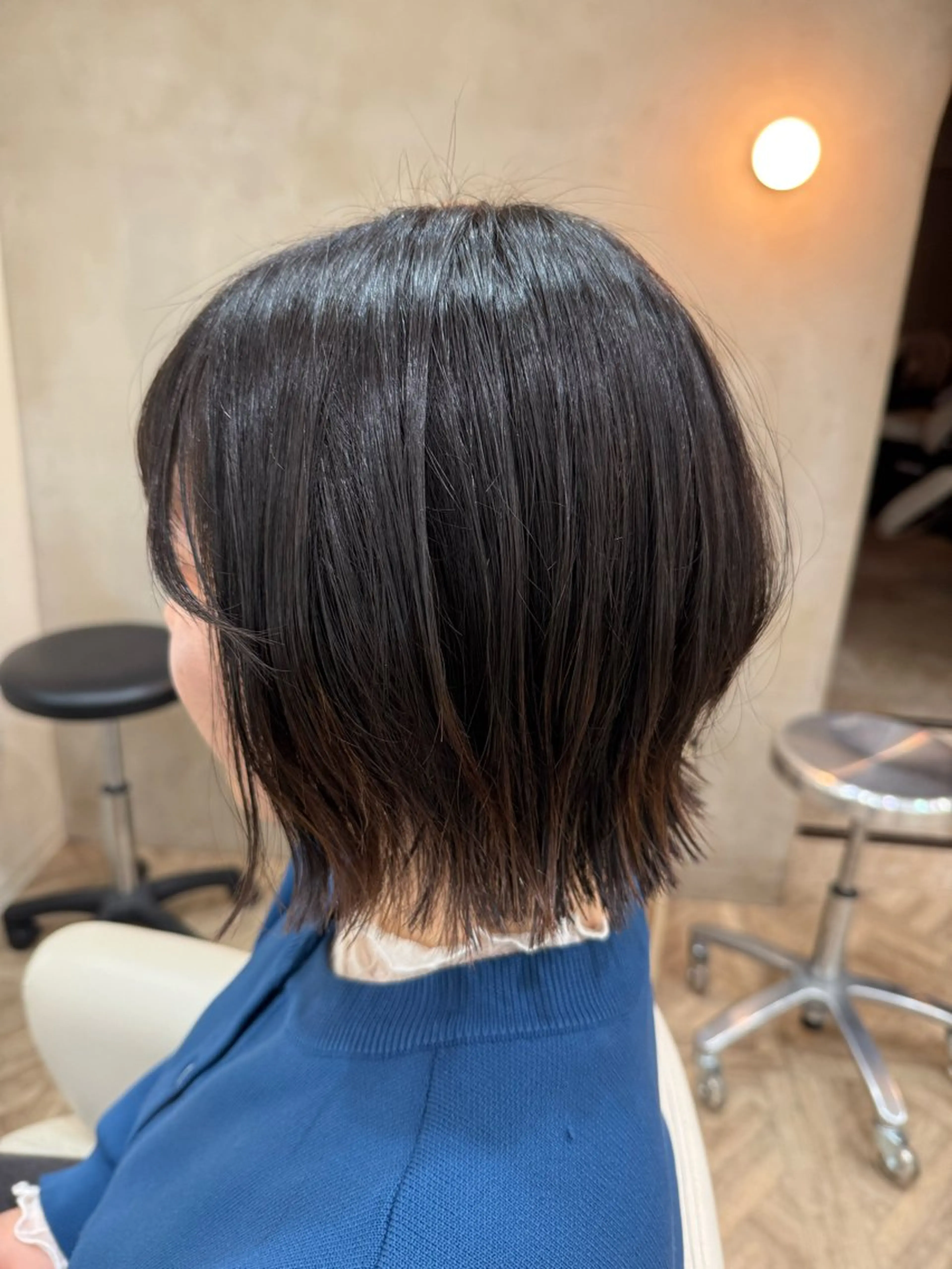 ミディアム MEN‘S HAIR BLEACHi塩釜口所属・市原亮/塩釜口/ ツイスパ/波巻きのヘアスタイル