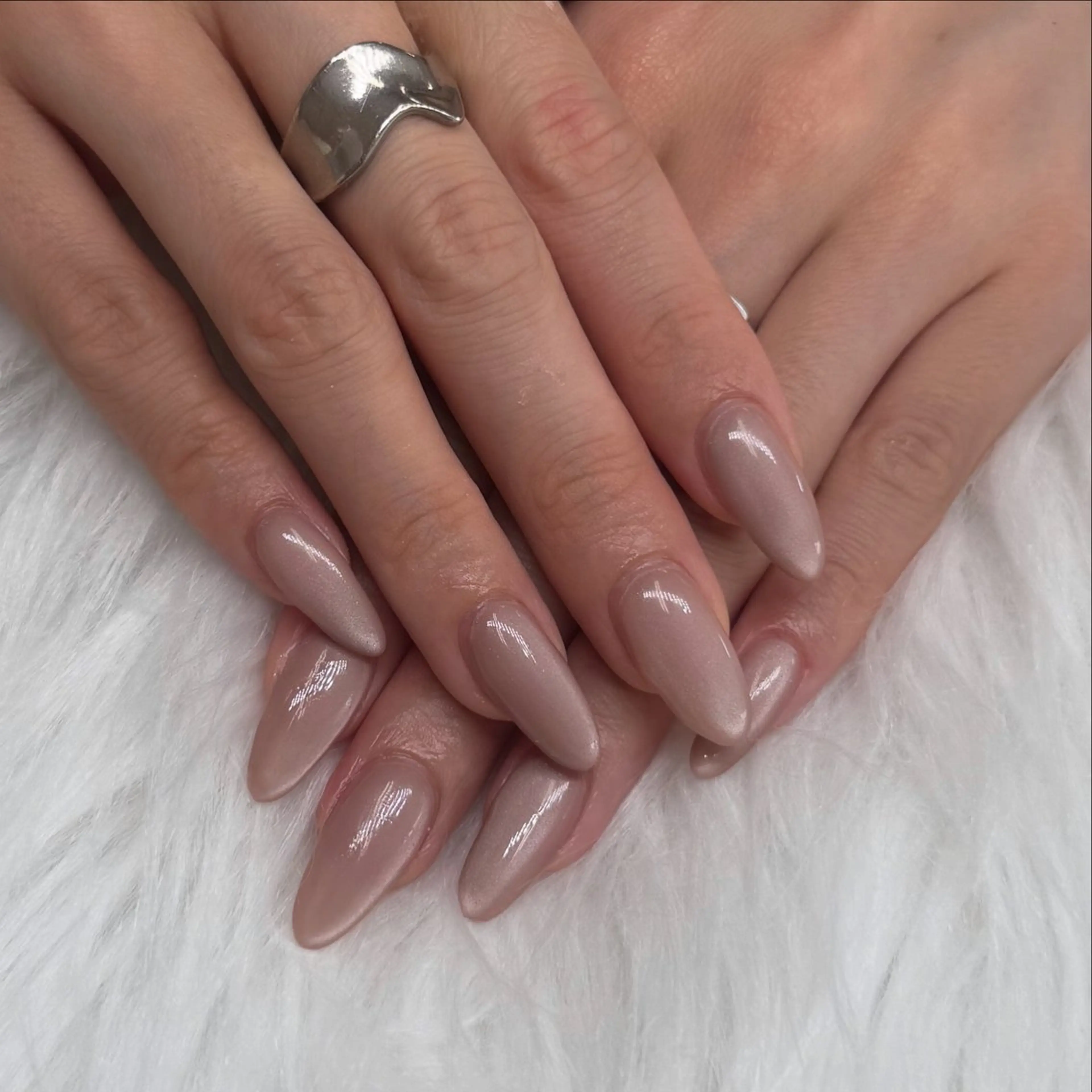 当日限定💛マグネットネイルの写真