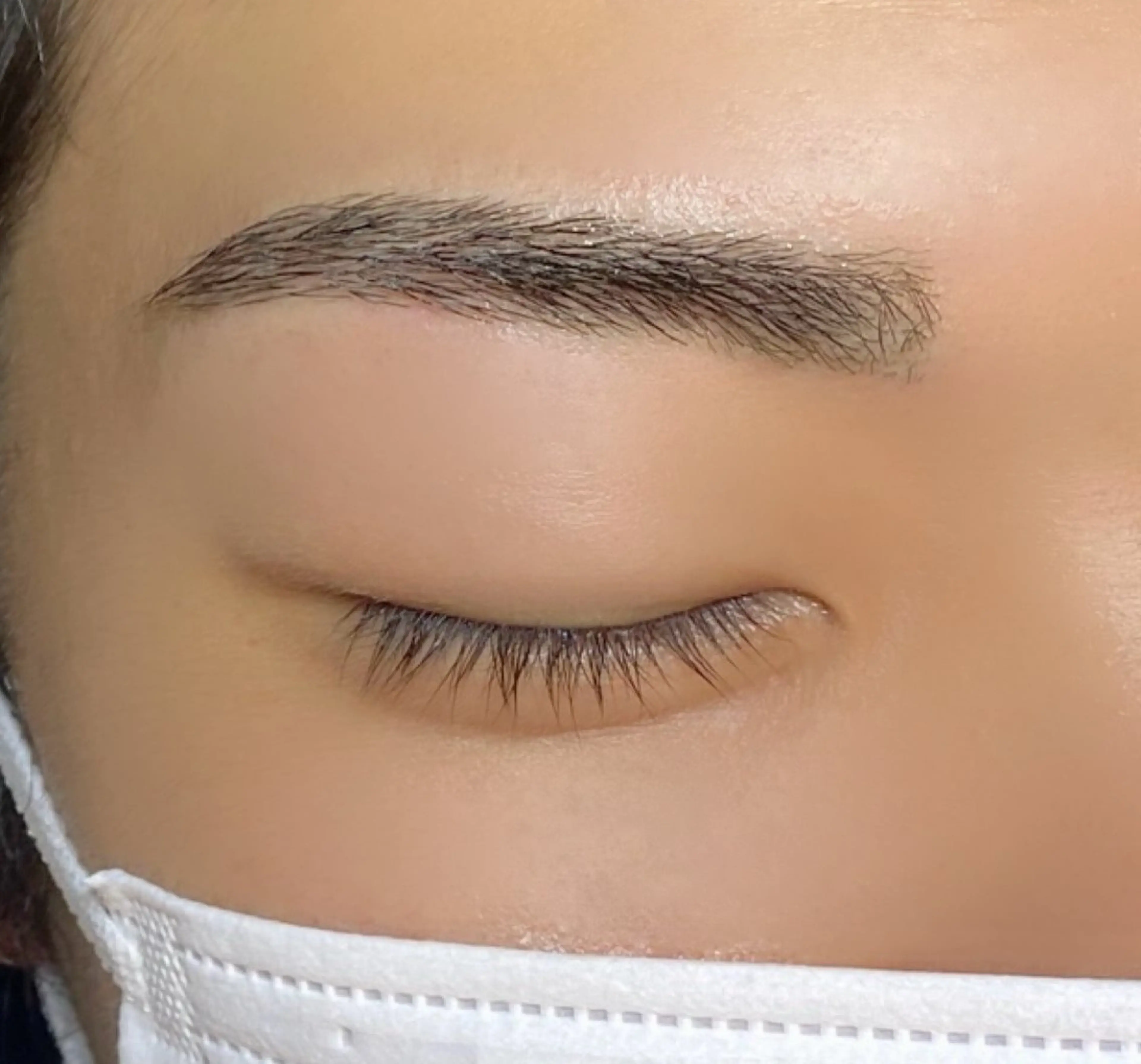 🎀眉毛WAX脱毛🎀【 メンズ⠀】間引き付きの写真