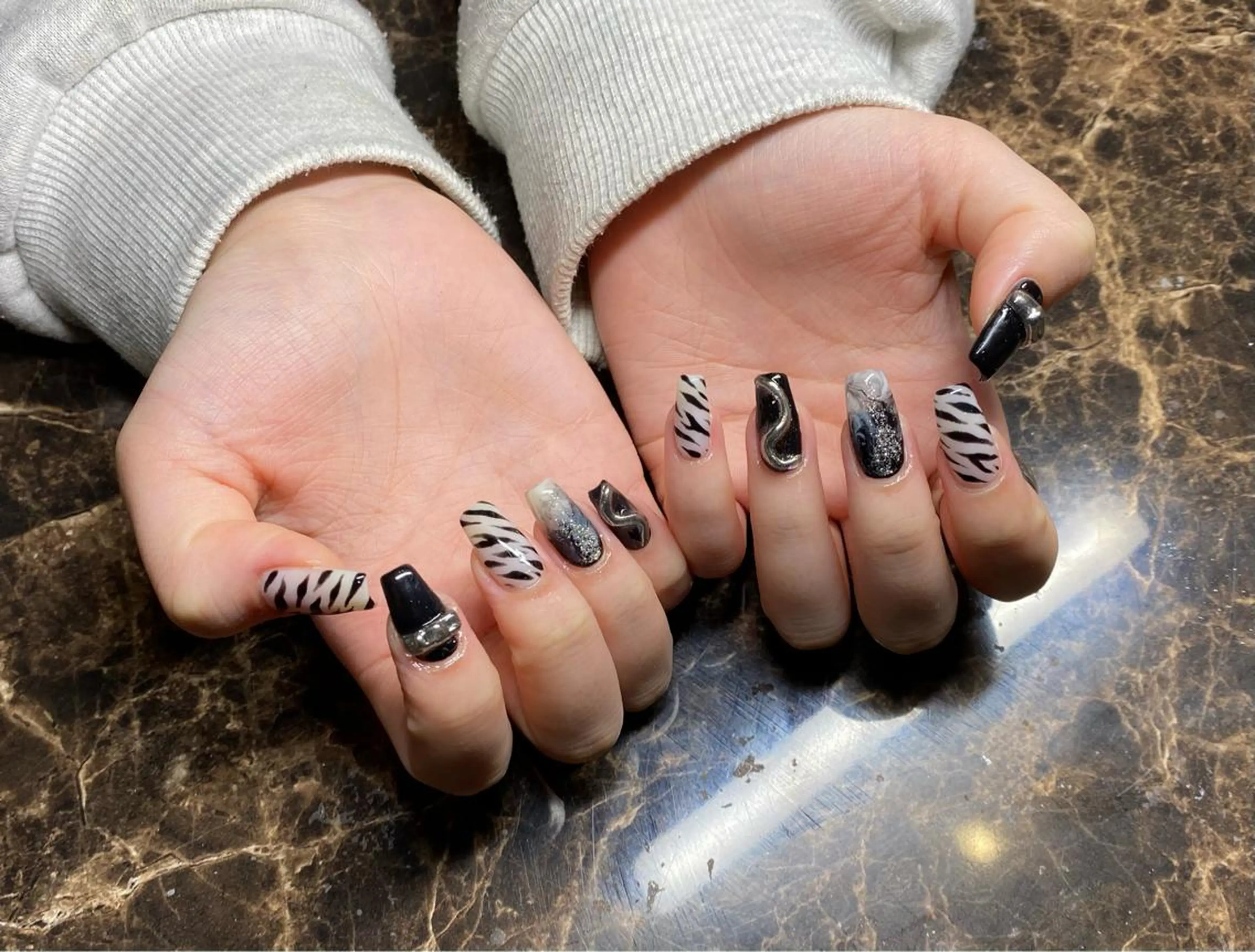 ネイル IROHA Nail 矢掛萌子のネイルデザイン