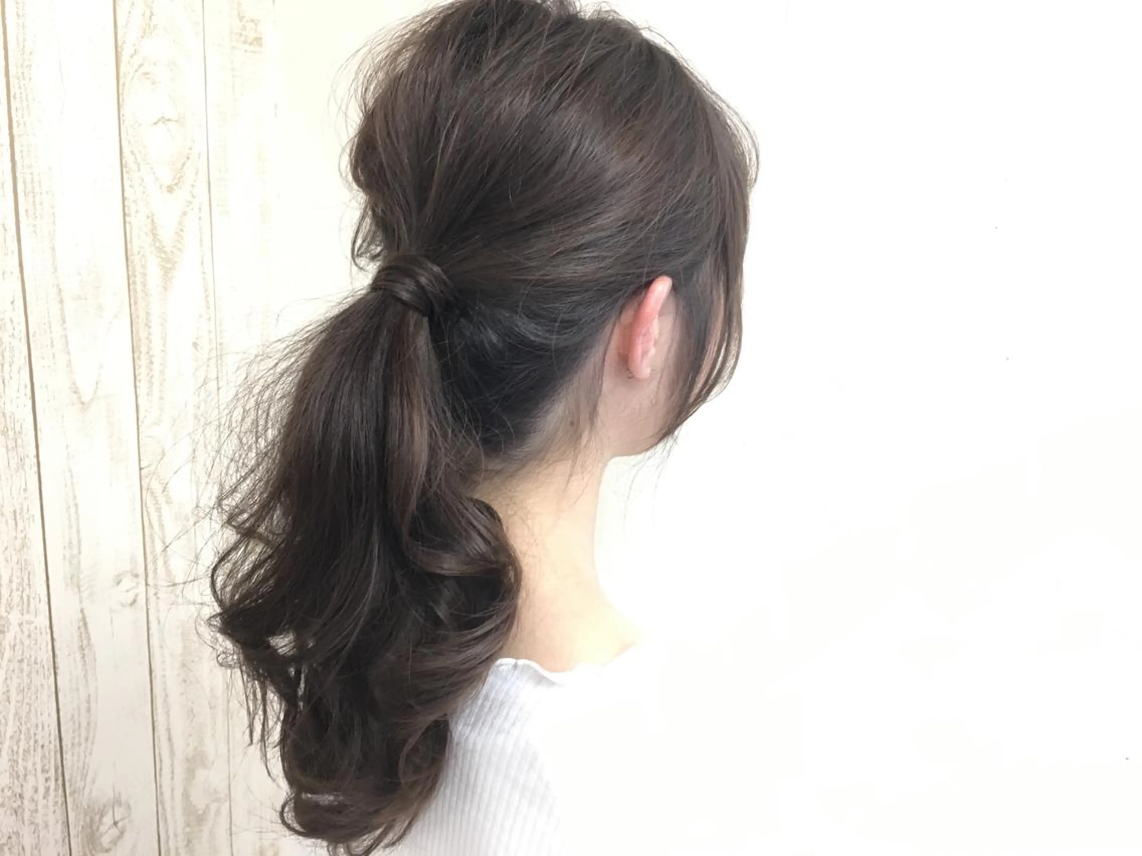 ロング カラー ヘアアレンジ ブルーカラー ブルージュ SALOWIN  原宿ash所属・タナカ タクヤのヘアスタイル