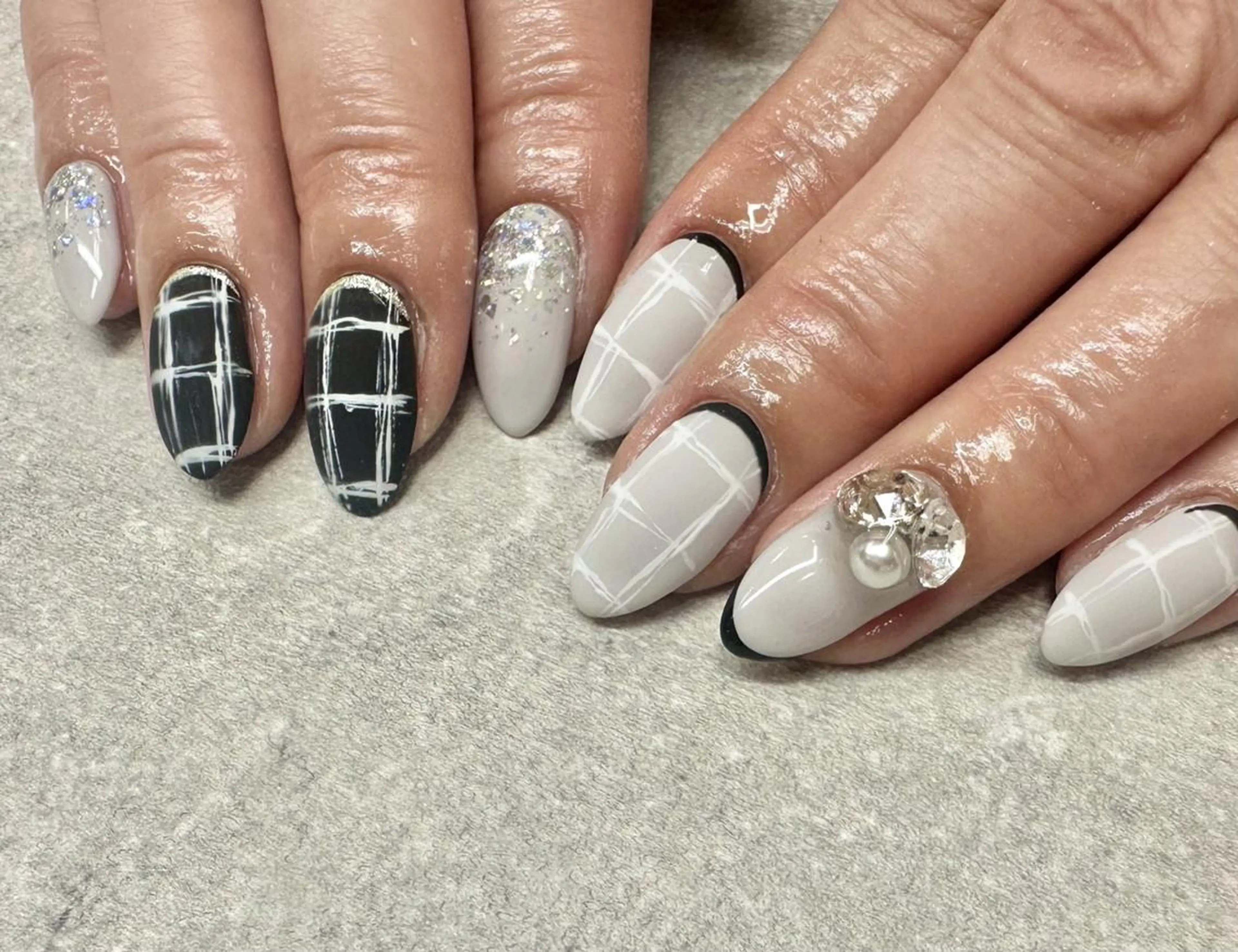 ネイル フットネイル フレンチネイル グラデーション キラキラネイル 韓国ネイル FASTNAIL PLUS 新宿店のネイルデザイン