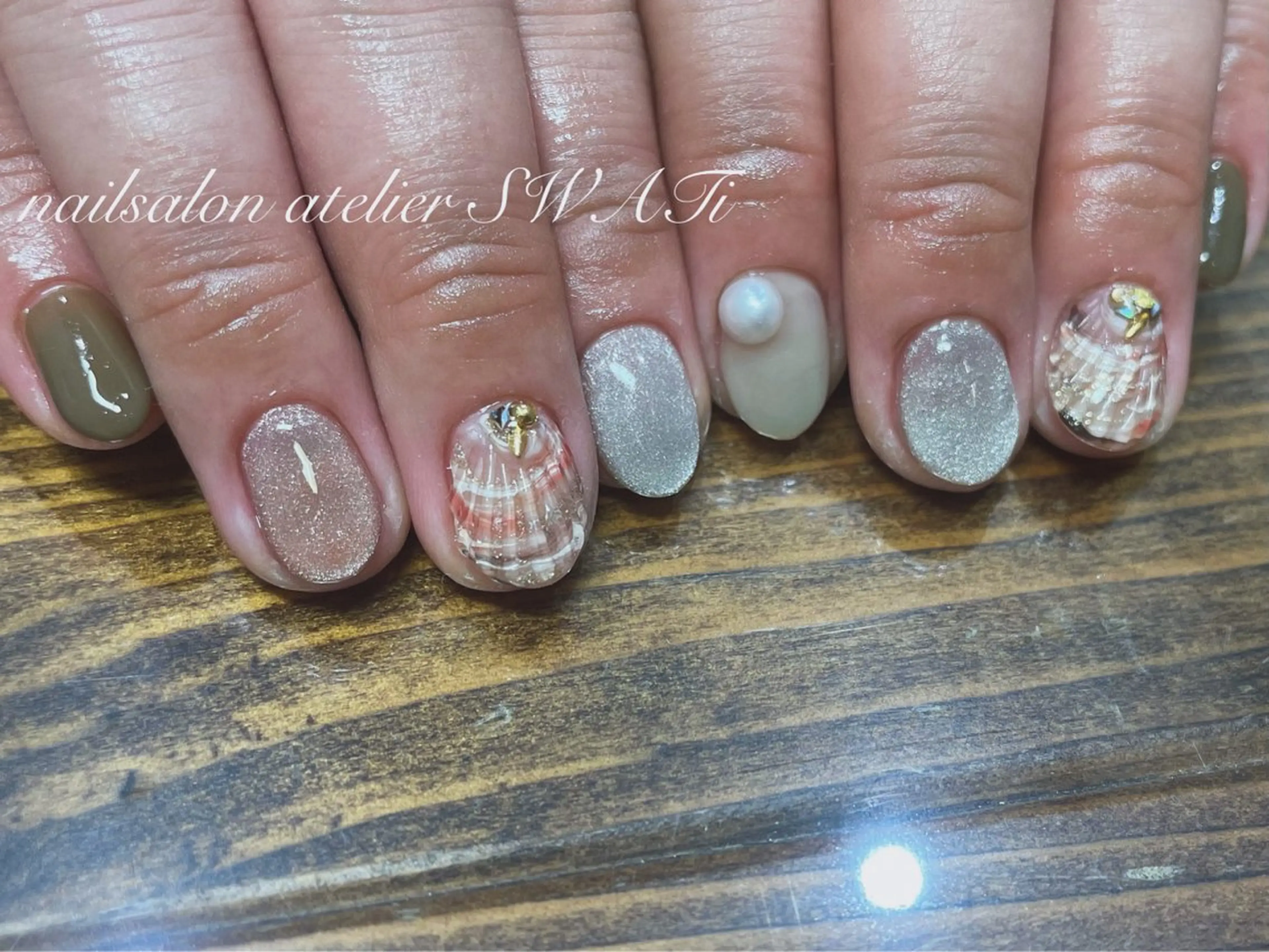 ネイル ヘアーサロン大野所属・nailsalon SWATiのネイルデザイン
