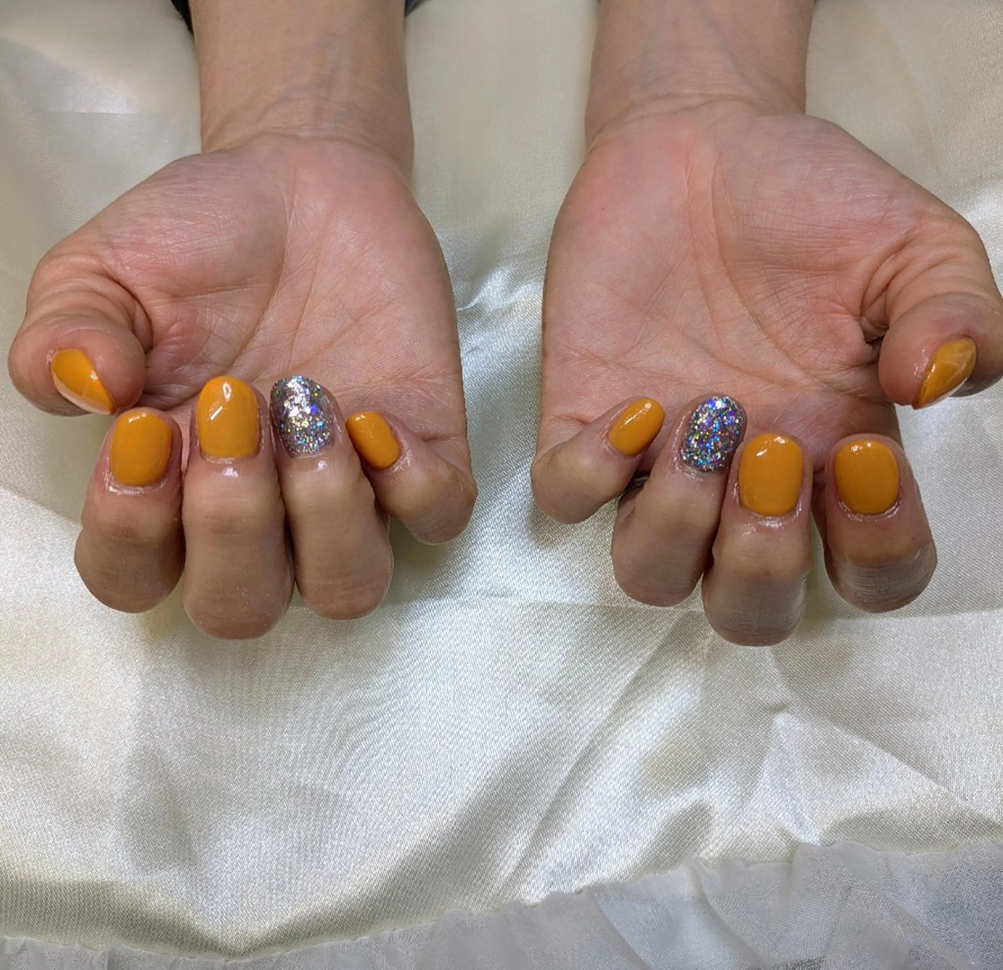 ネイル 三谷 さやかのネイルデザイン