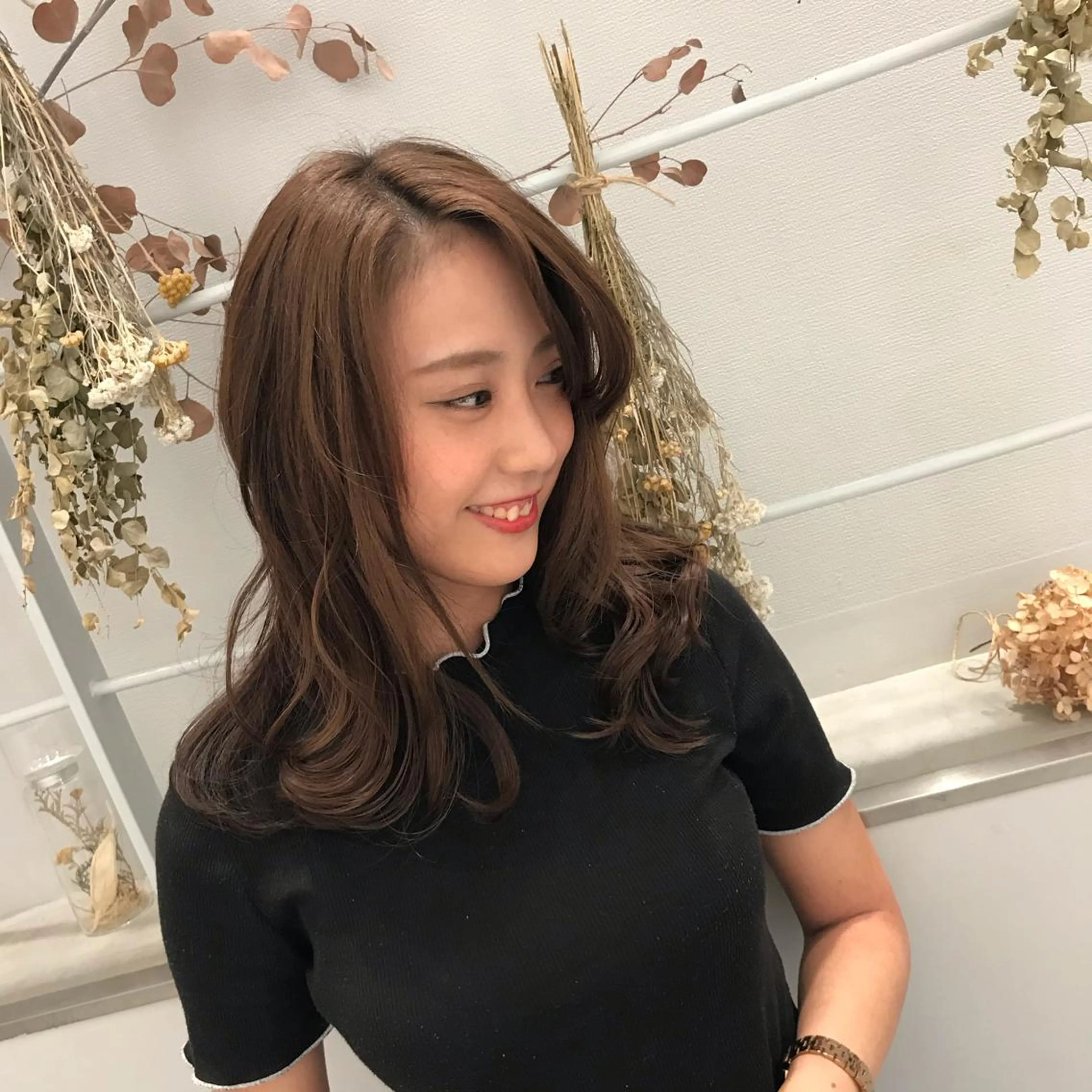 セミロング 栄　mighty by H所属・不破一輝/栄/矢場町 ボブ/レイヤー/艶髪のヘアスタイル