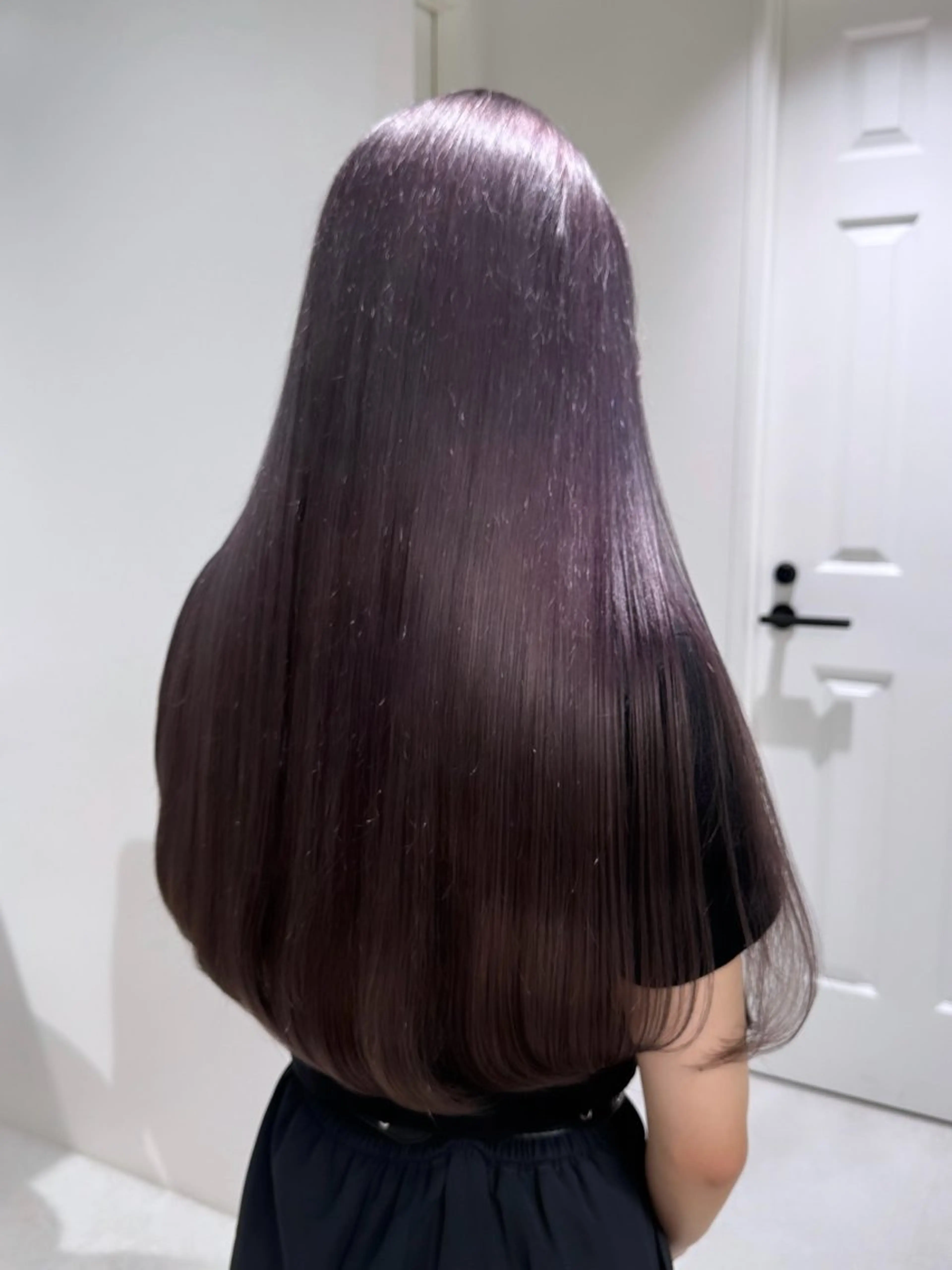 ロング ロングレイヤー 顔まわりレイヤー 顔周りカット 髪質改善 レイヤーカット ARISA︎ ハイトーン/メンズCのヘアスタイル