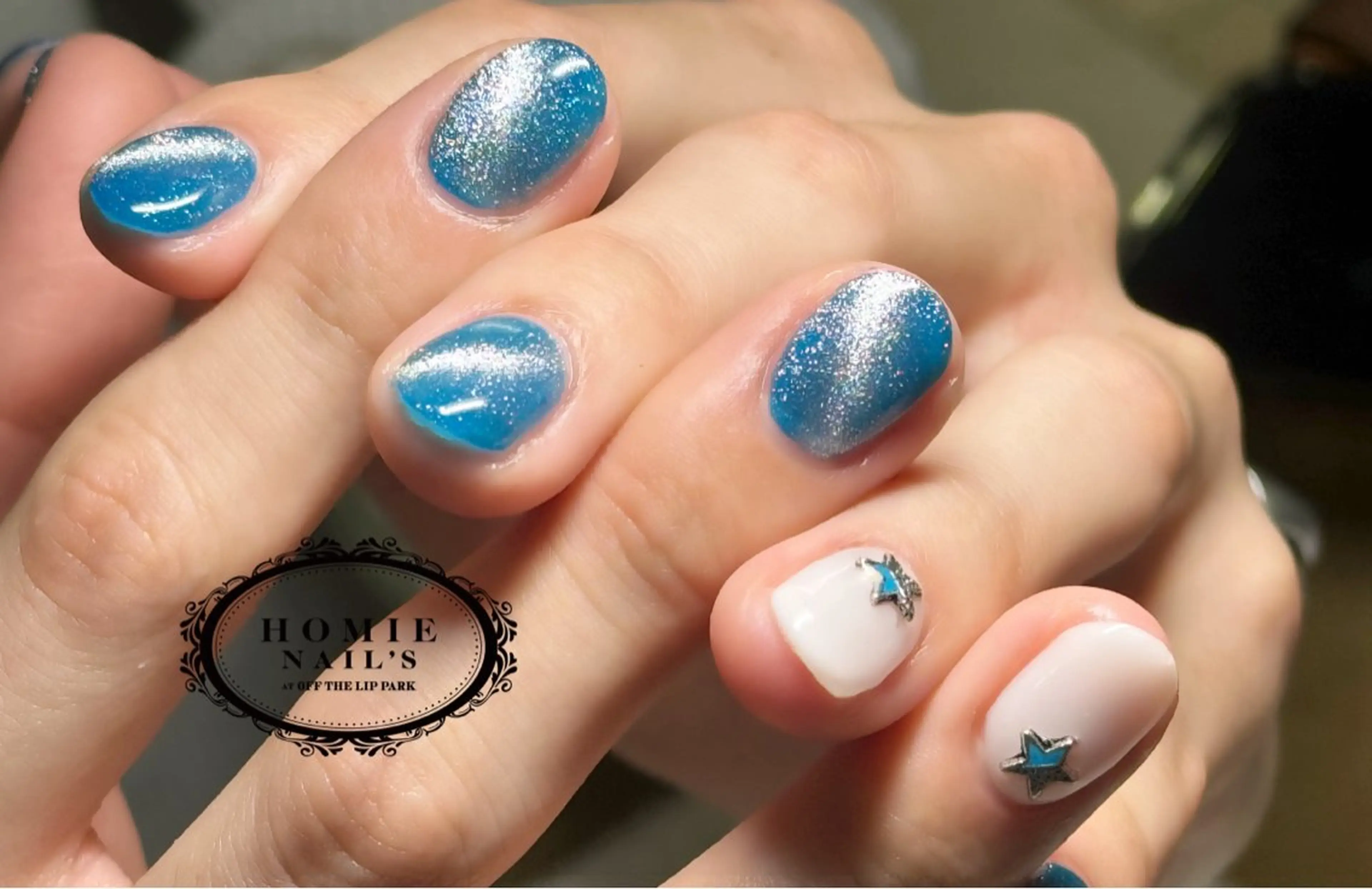 ネイル マグネットネイル メンズネイル ホワイト オフザリップパーク Asamiのネイルデザイン