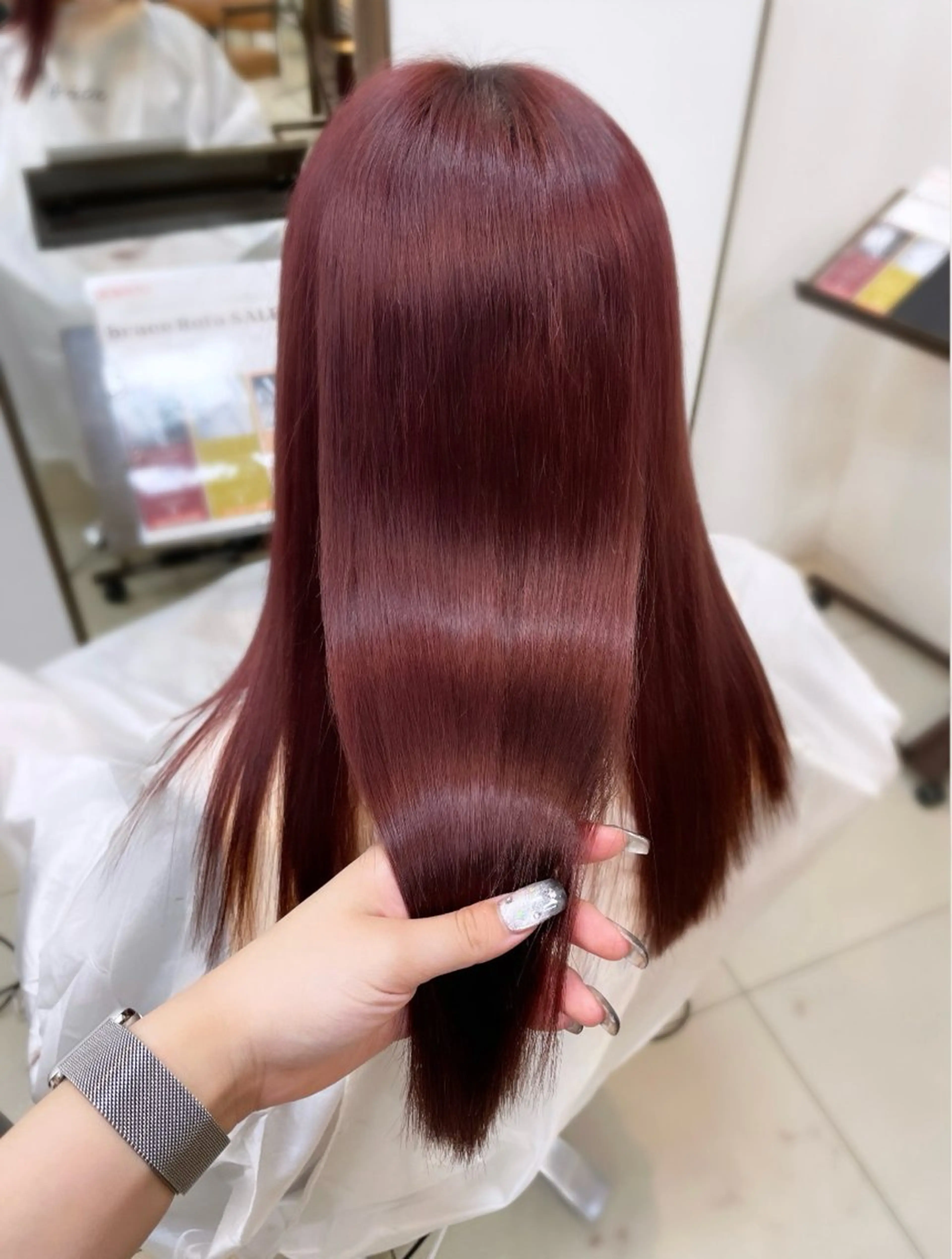 ロング カラー ブラウンカラー ピンクカラー ピンクブラウン SOYON なんば店所属・水島 真彩のヘアスタイル