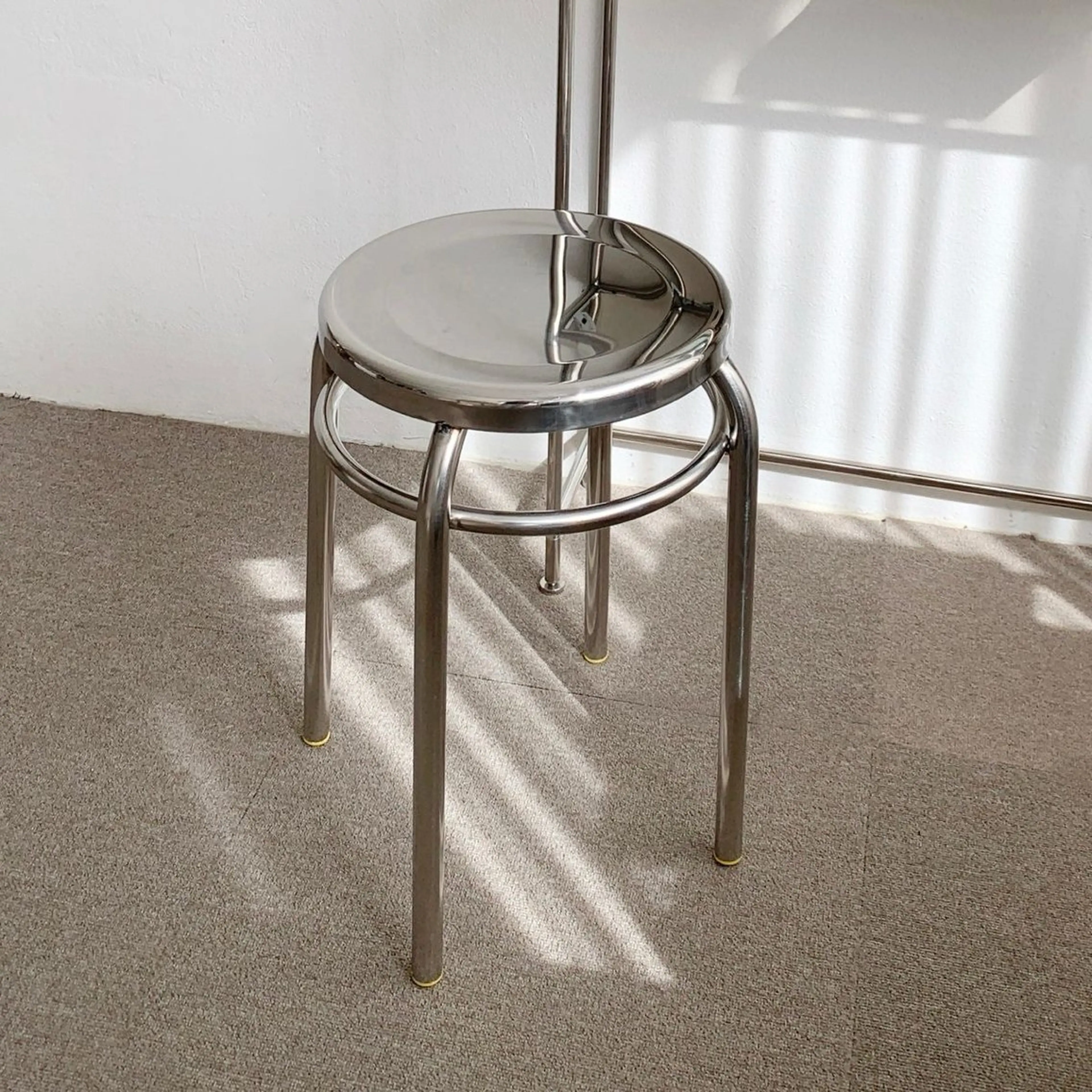 プラスアイ千葉東口店 mamico🎧のマツエク・マツパデザイン