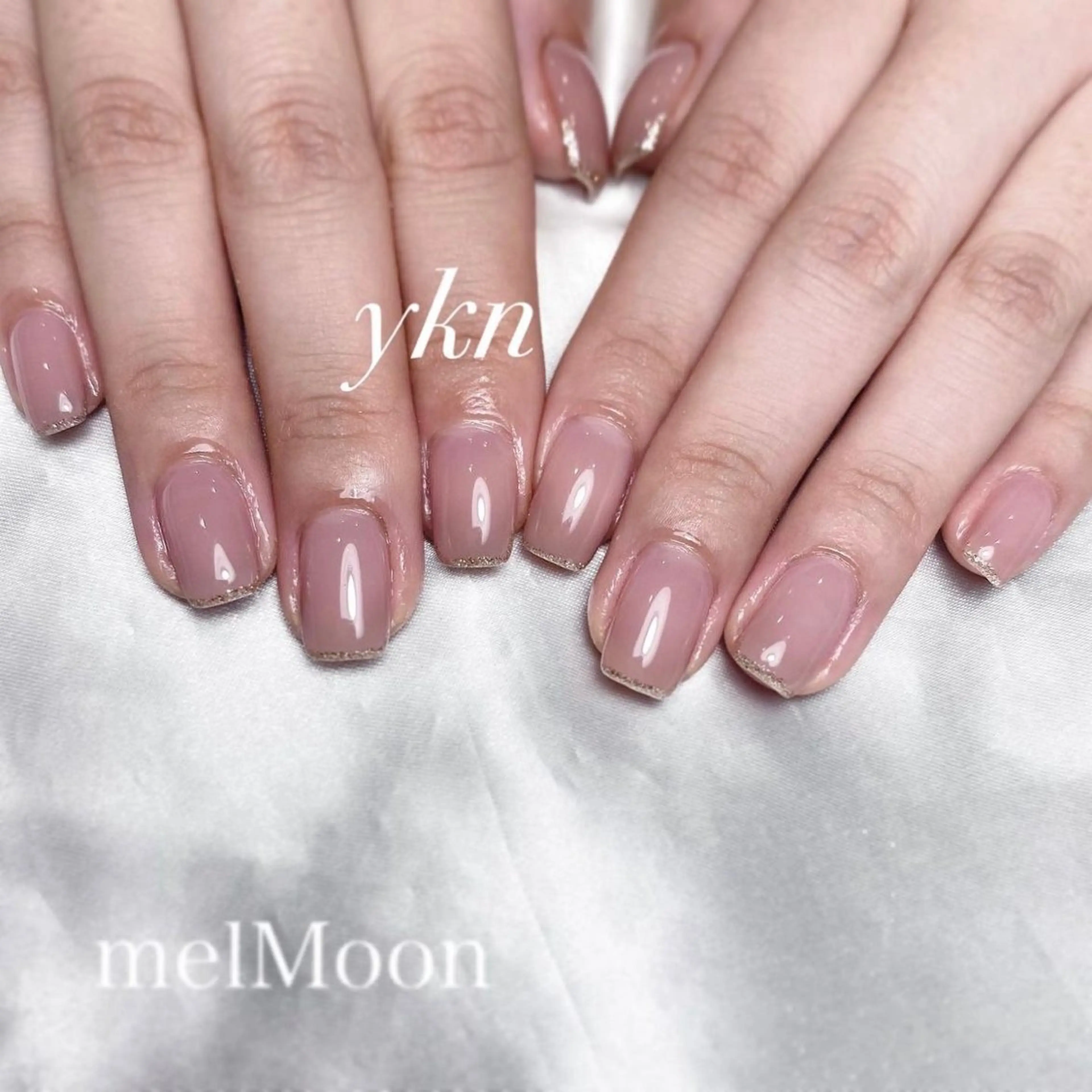 ネイル フレンチネイル グラデーション ラメ(グリッター) シンプルネイル ハンドネイル melMoon .のネイルデザイン