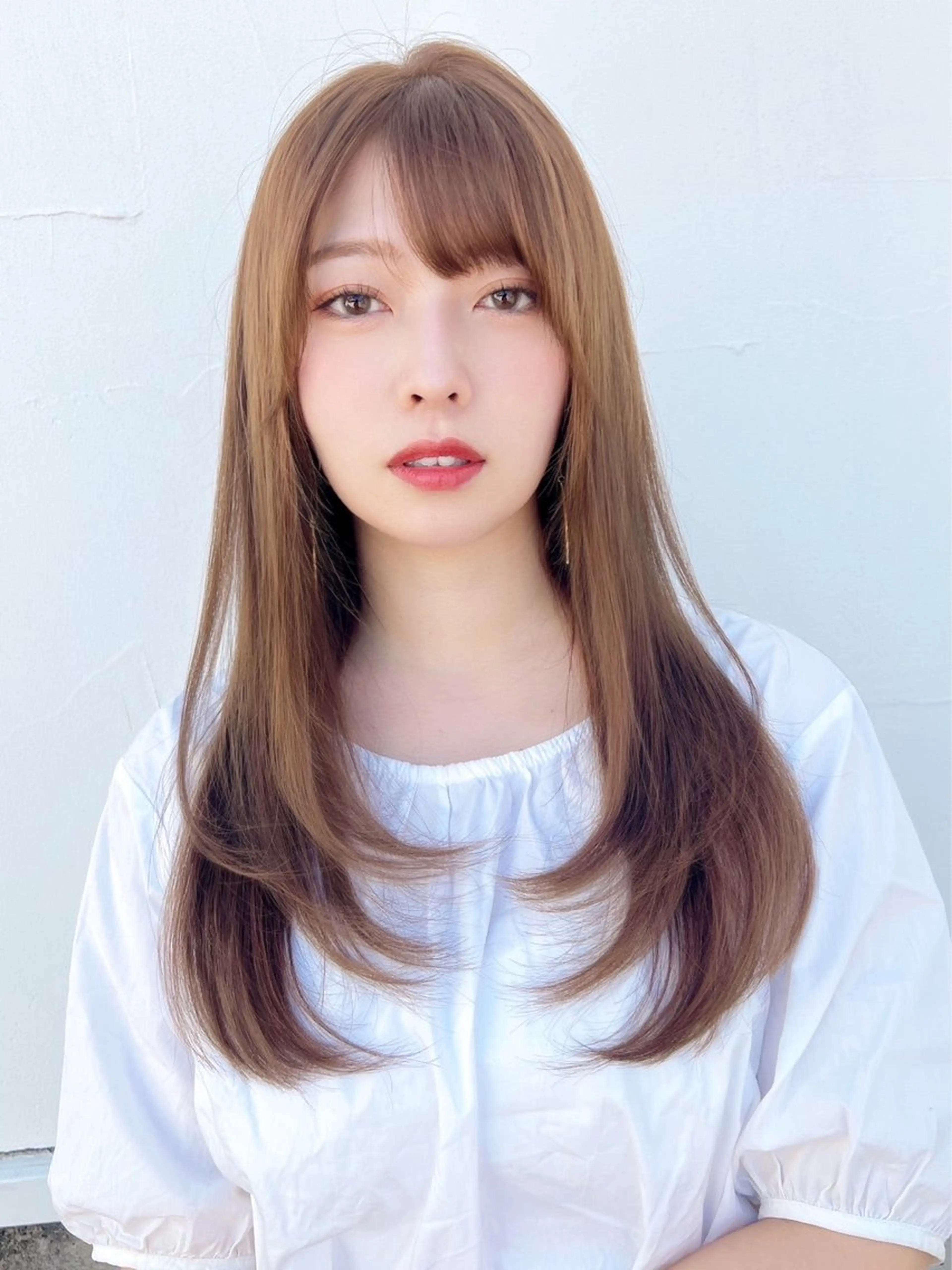 ロング 小嶋 真滋のヘアスタイル