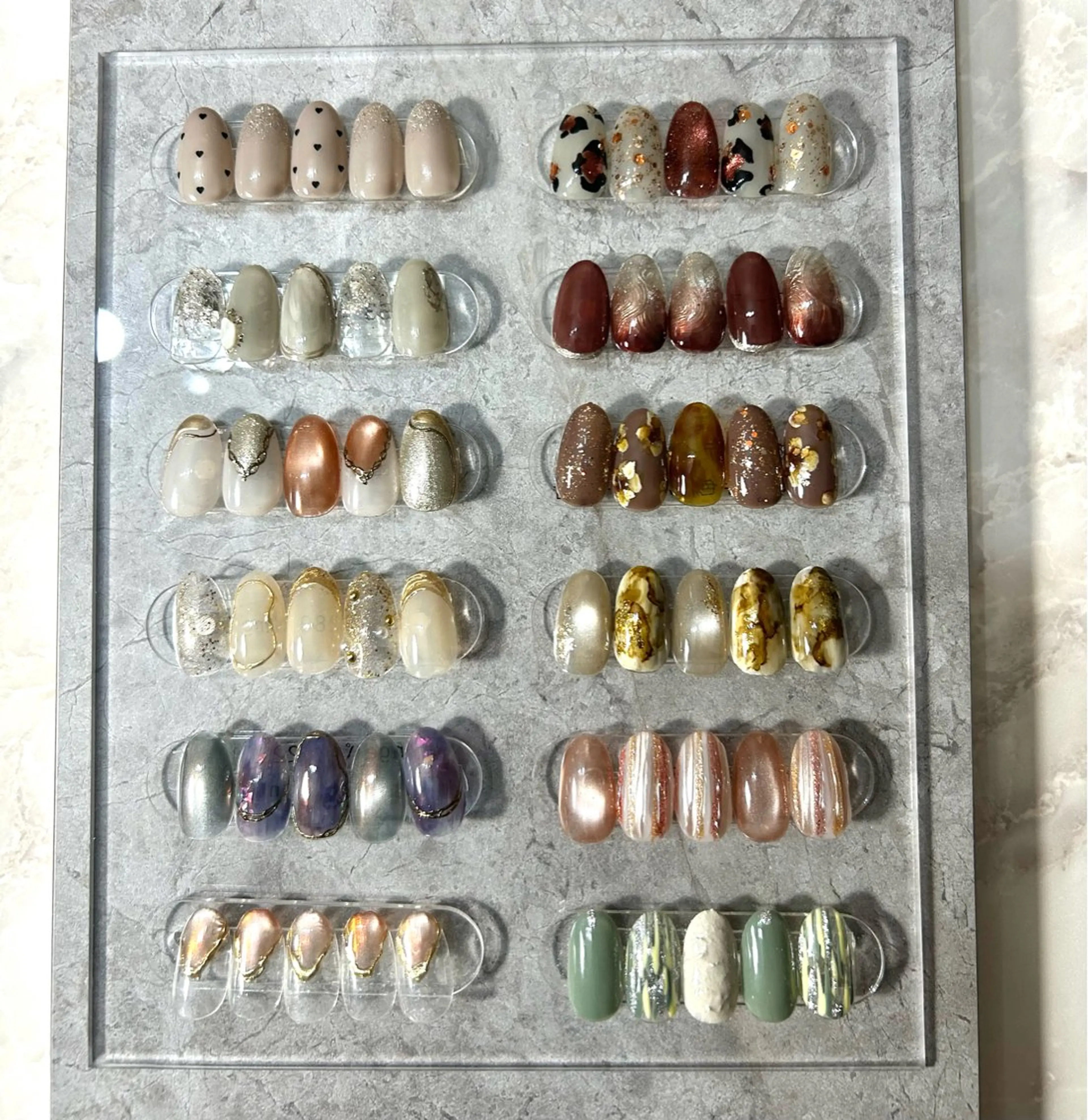 ミディアム ハンドネイル cattleya nailのネイルデザイン