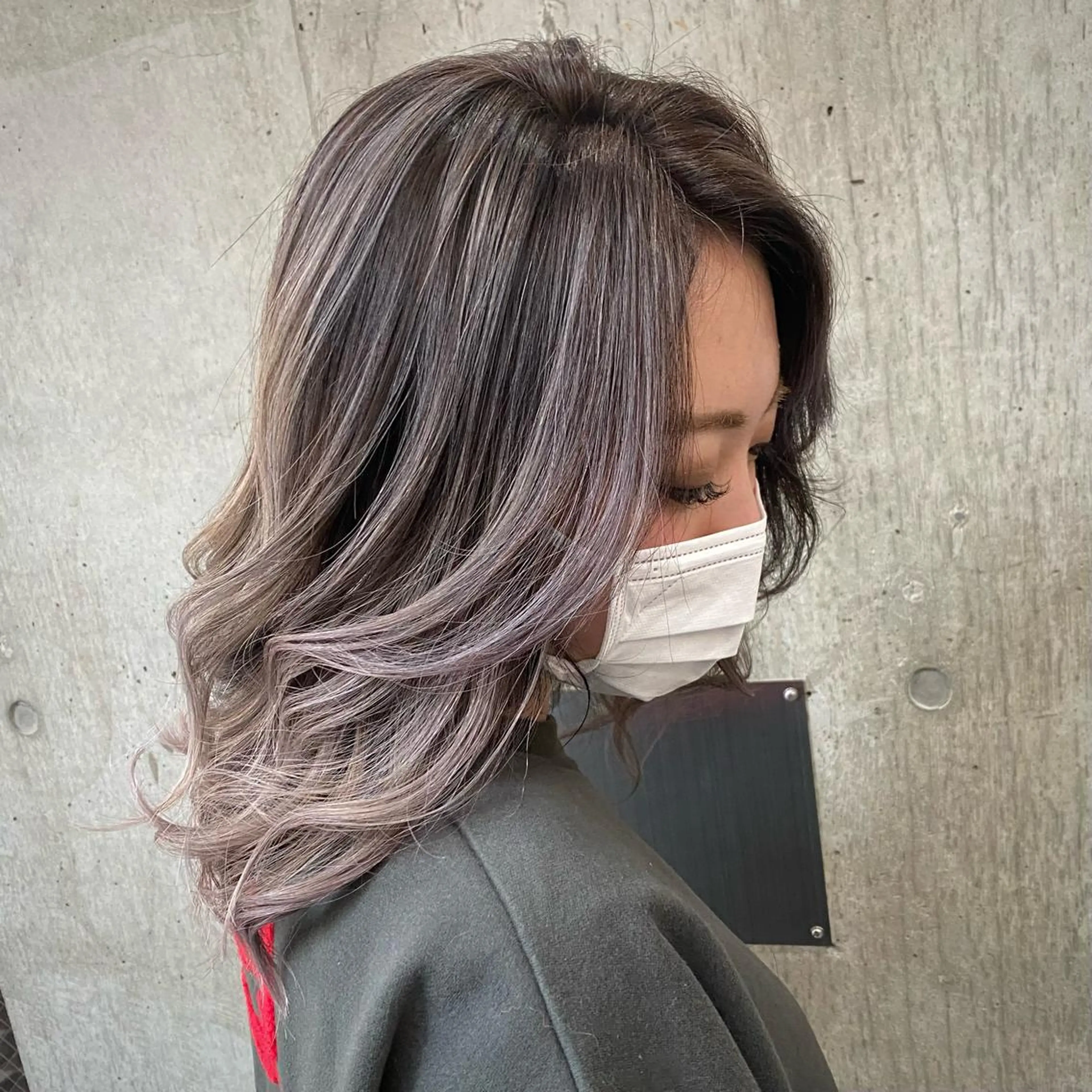 セミロング カラー バレイヤージュ デザインカラー ハイライトカラー ハイライト レイヤーカット ヘアカラー トリートメント 🌈透明感カラー ✨松田龍也🌈のヘアスタイル