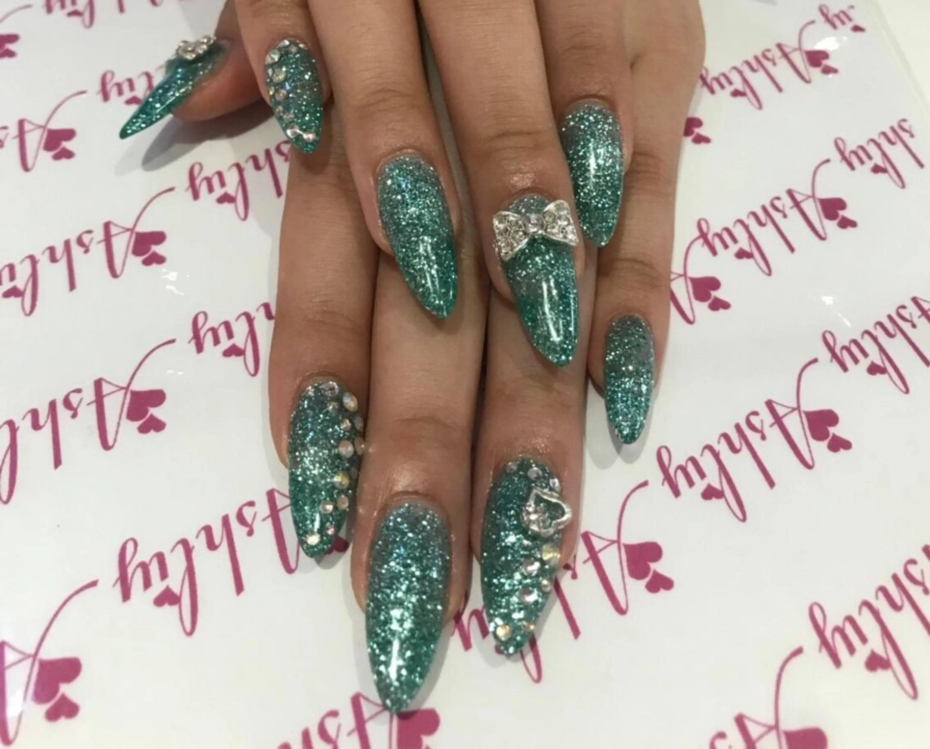 ネイル ハンドネイル Ashliy大宮☆ アシュリーのネイルデザイン