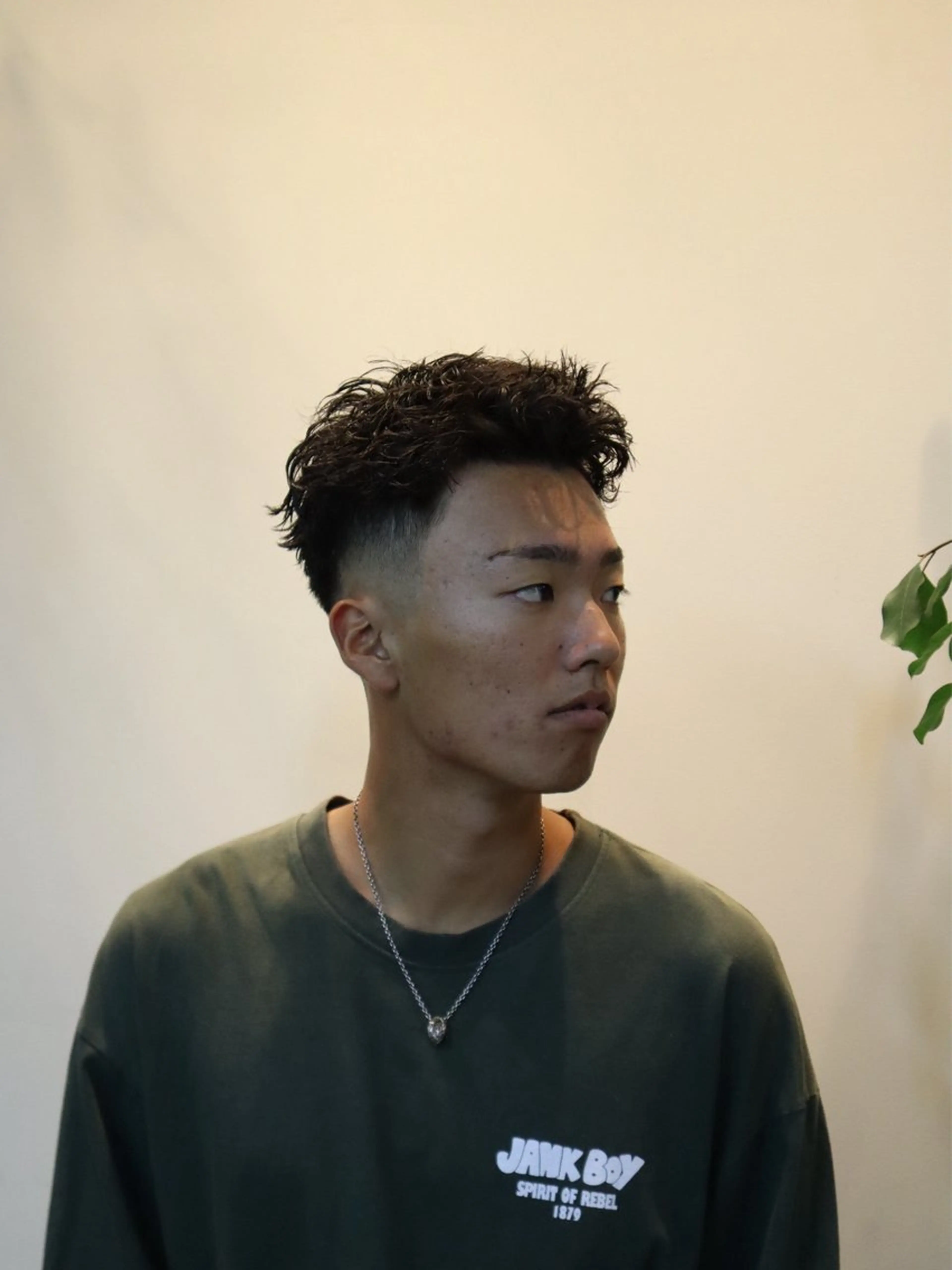 ショート パーマ 2Hbarbershop新宿理容室所属・【無料カット】森 拓斗のヘアスタイル