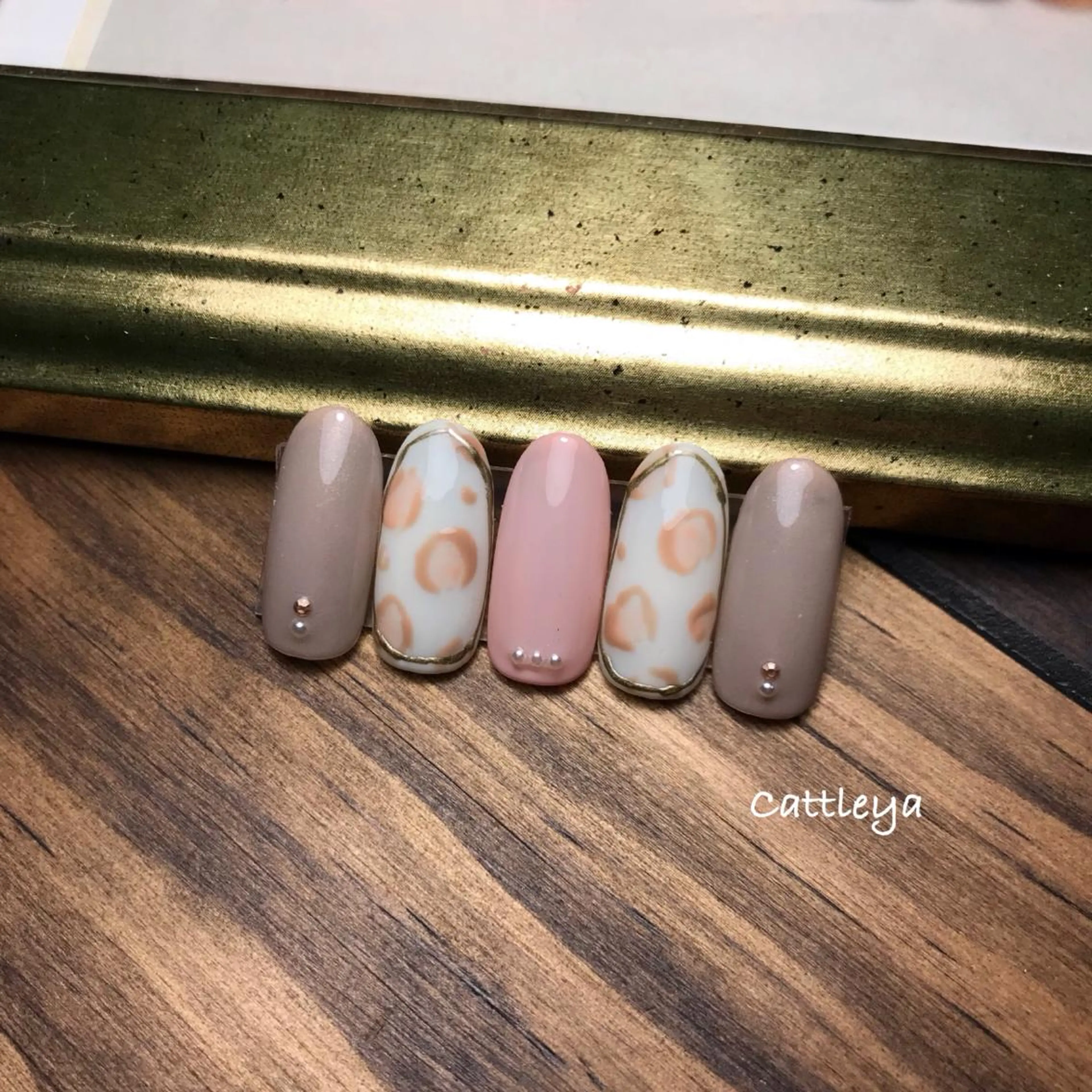 ネイル Cattleya meguのネイルデザイン