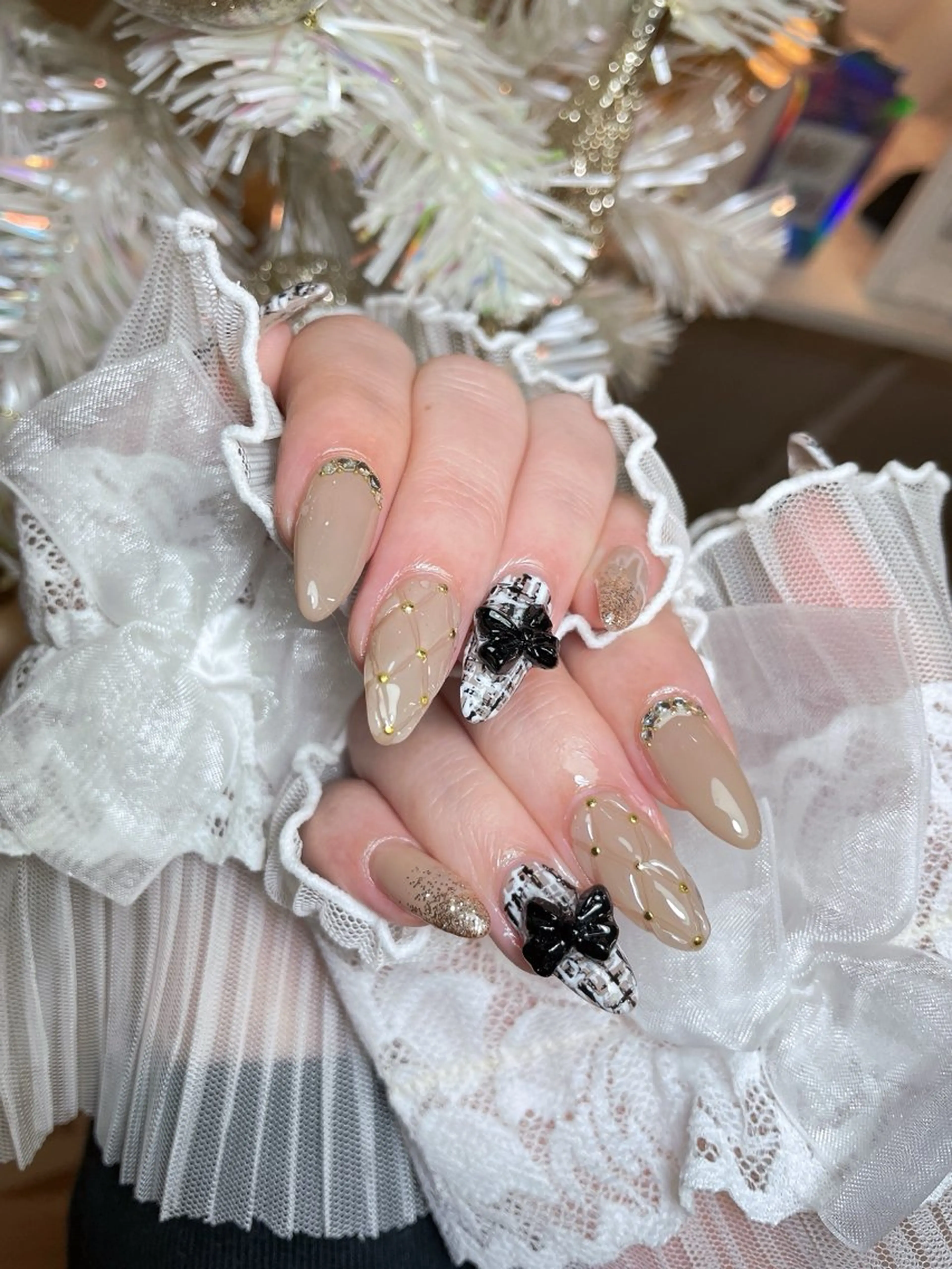 ネイル 23時まで❤︎韓国、 ワンホンネイルのネイルデザイン