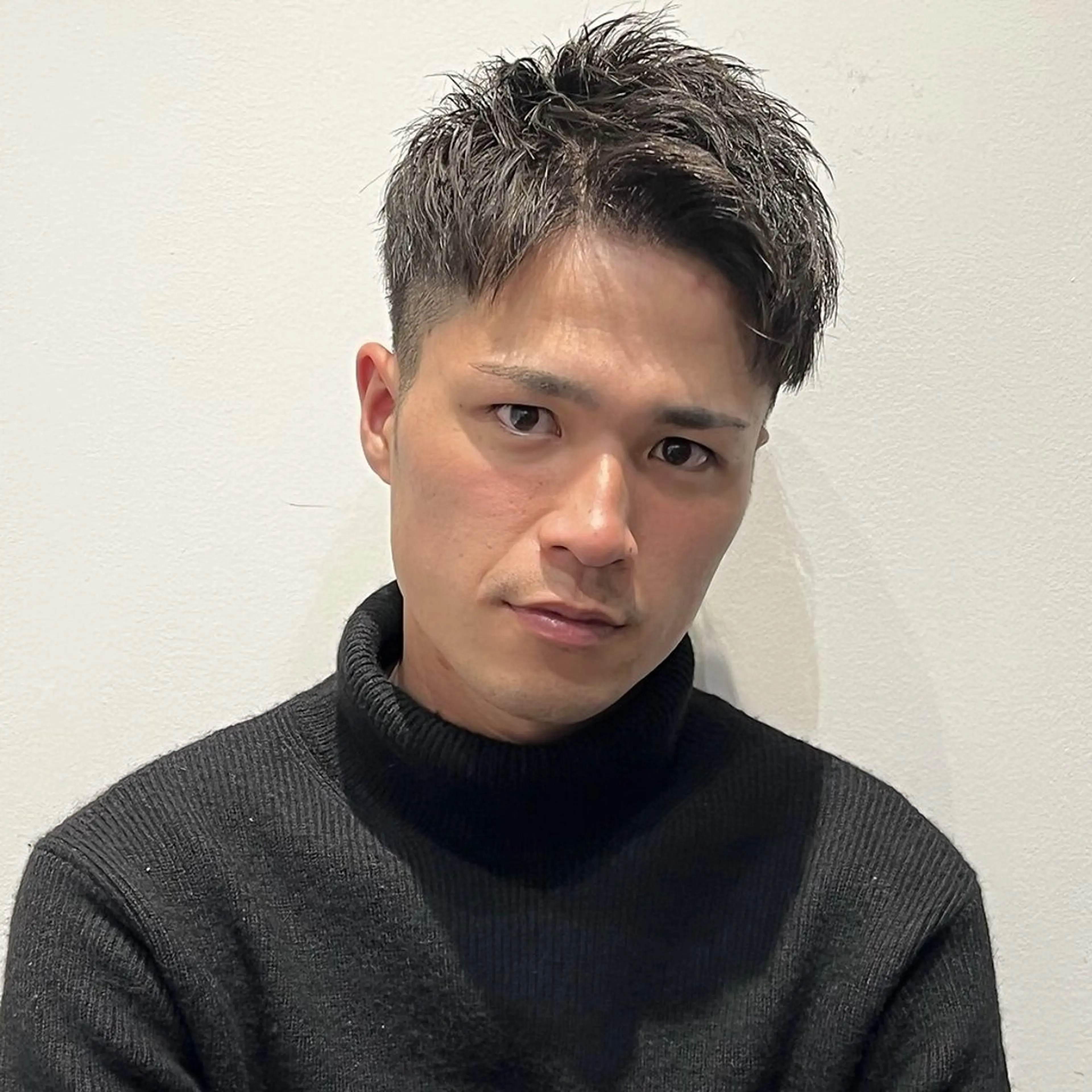 ショート メンズ アップバング ショートヘア カット クオンヒール  堺筋本町店所属・谷口 友耶メンズカットのヘアスタイル