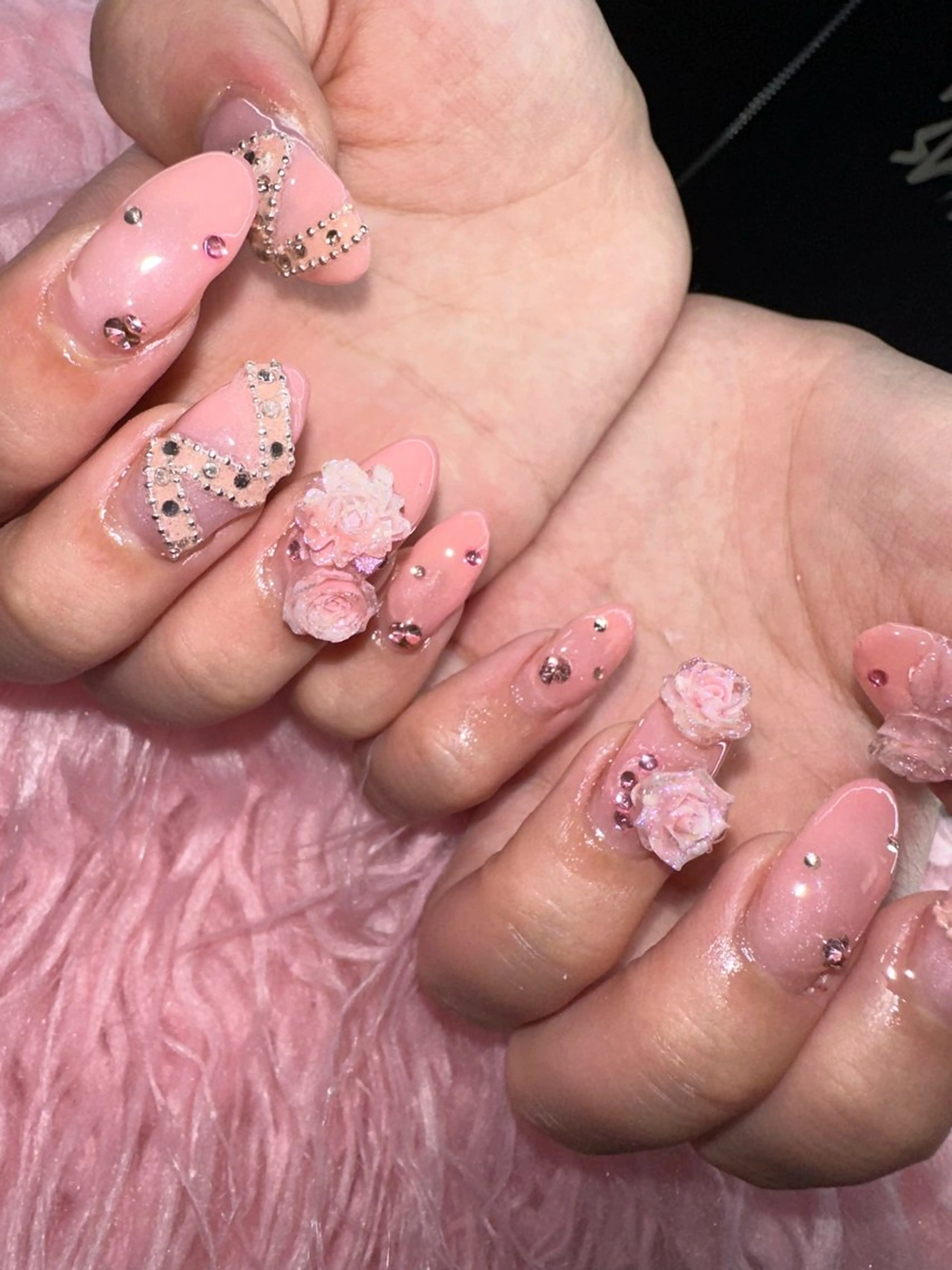 ミディアム ハンドネイル 🌿YOKOSUKA NAILS⚓️のネイルデザイン