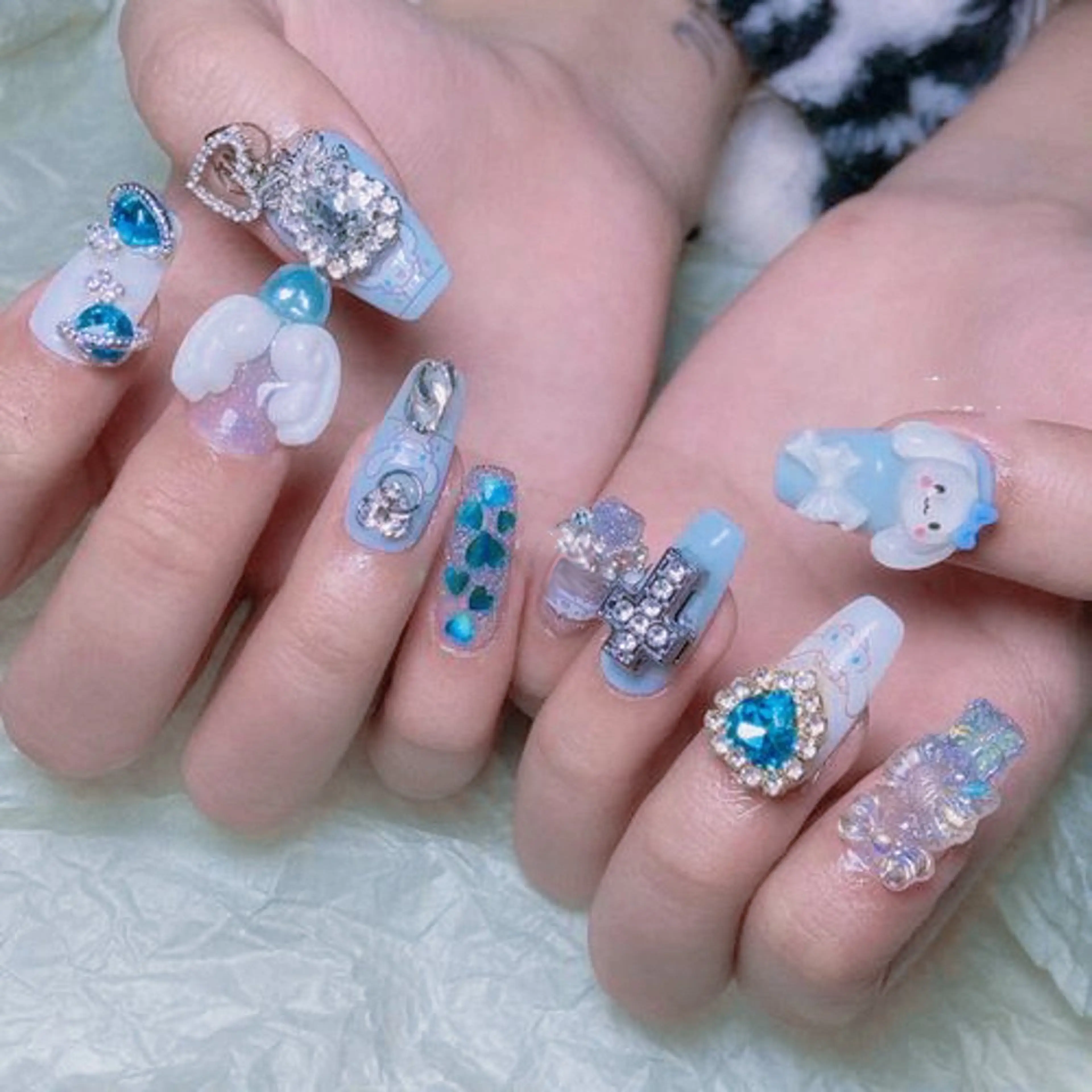 ネイル ハンドネイル 長さだし専門店 ROKANAILのネイルデザイン