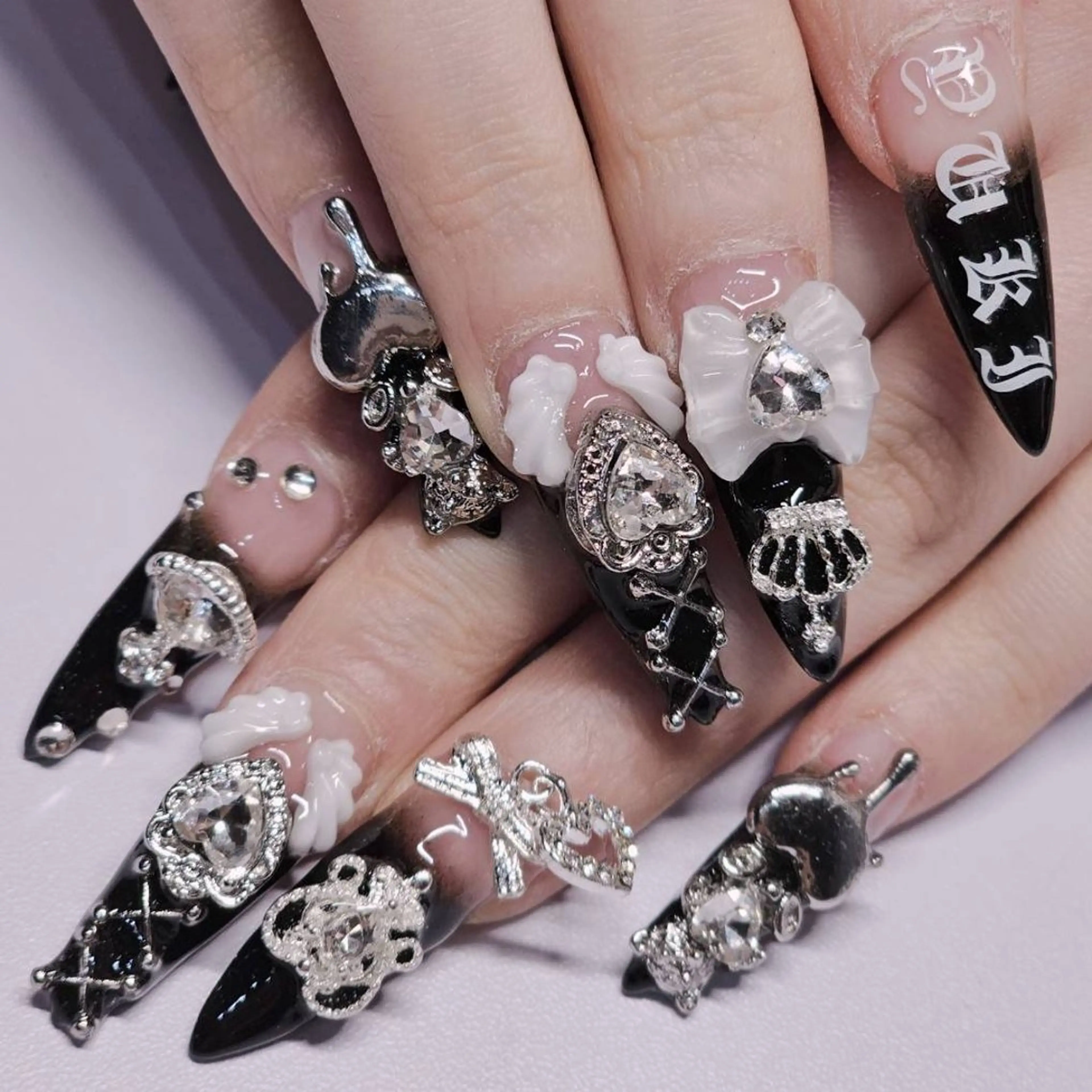 ネイル グラデーション 持ち込み ハンドネイル よしだ ひろきのネイルデザイン