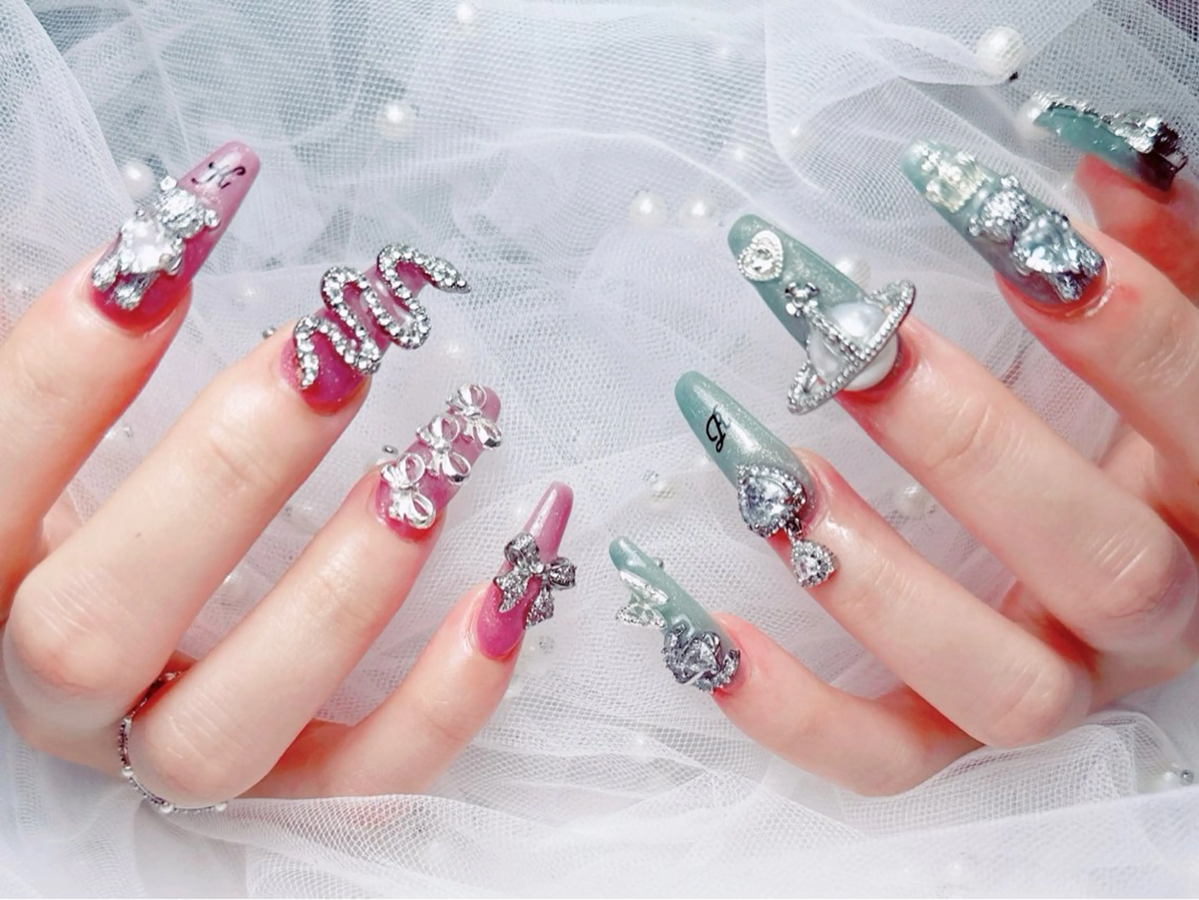 ネイル ハンドネイル ネイルサロン lotusのネイルデザイン