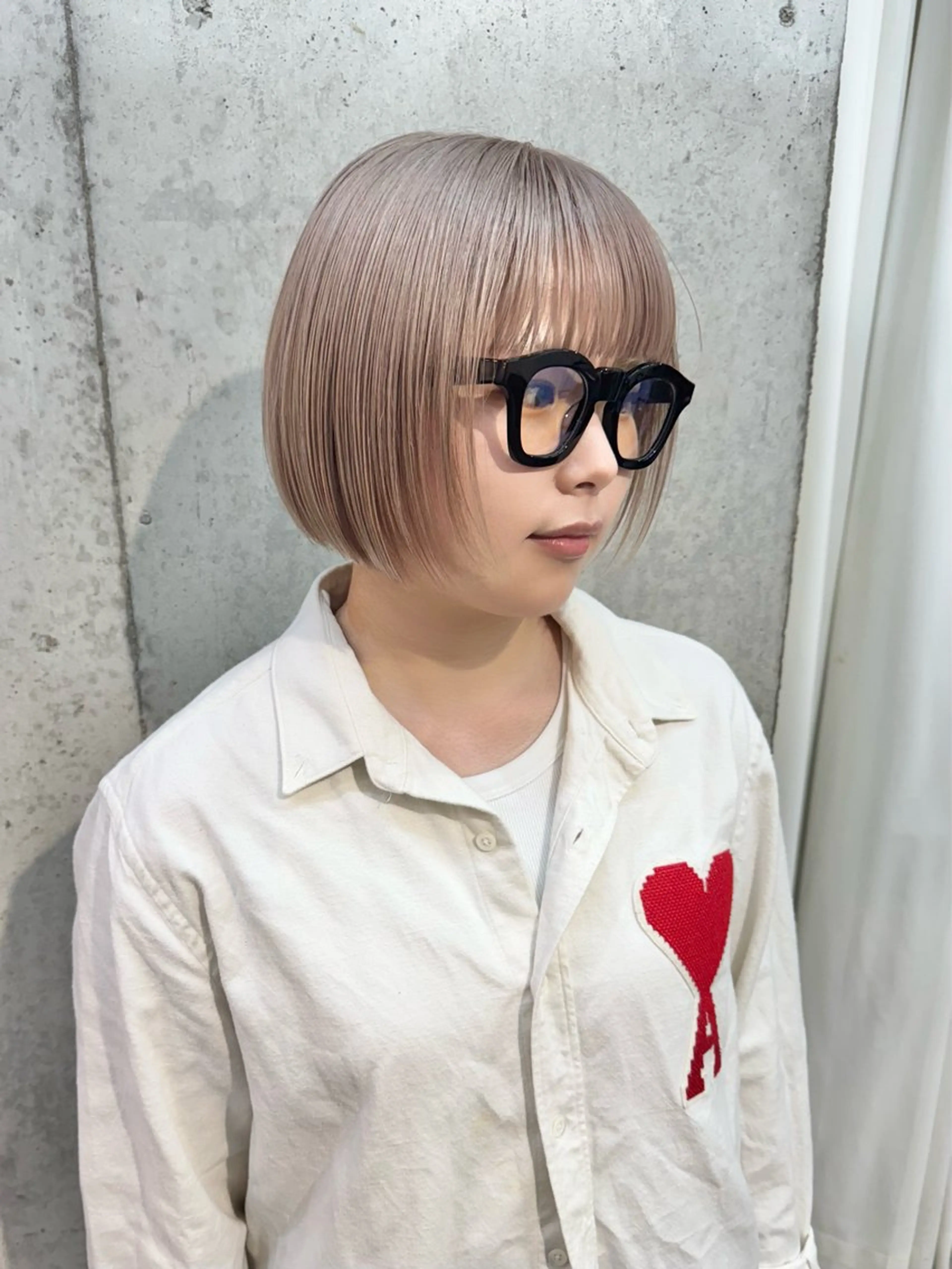 ショート カラー 切りっぱなしボブ ボブ カット ヘアカラー lani ブリーチ /ダブルカラーのヘアスタイル