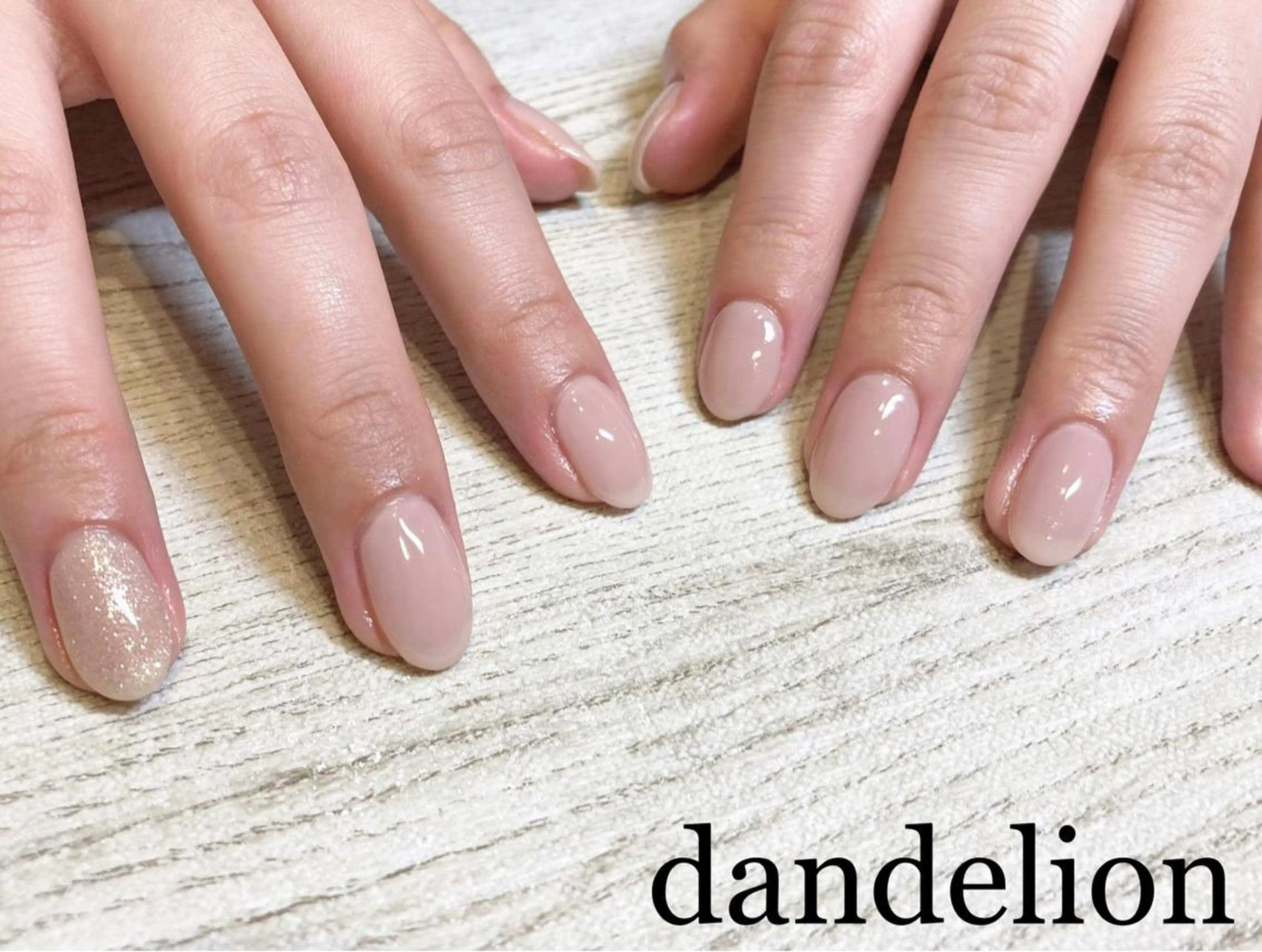 ネイル ハンドネイル ハンドケア dandelion ダンデライオンのネイルデザイン