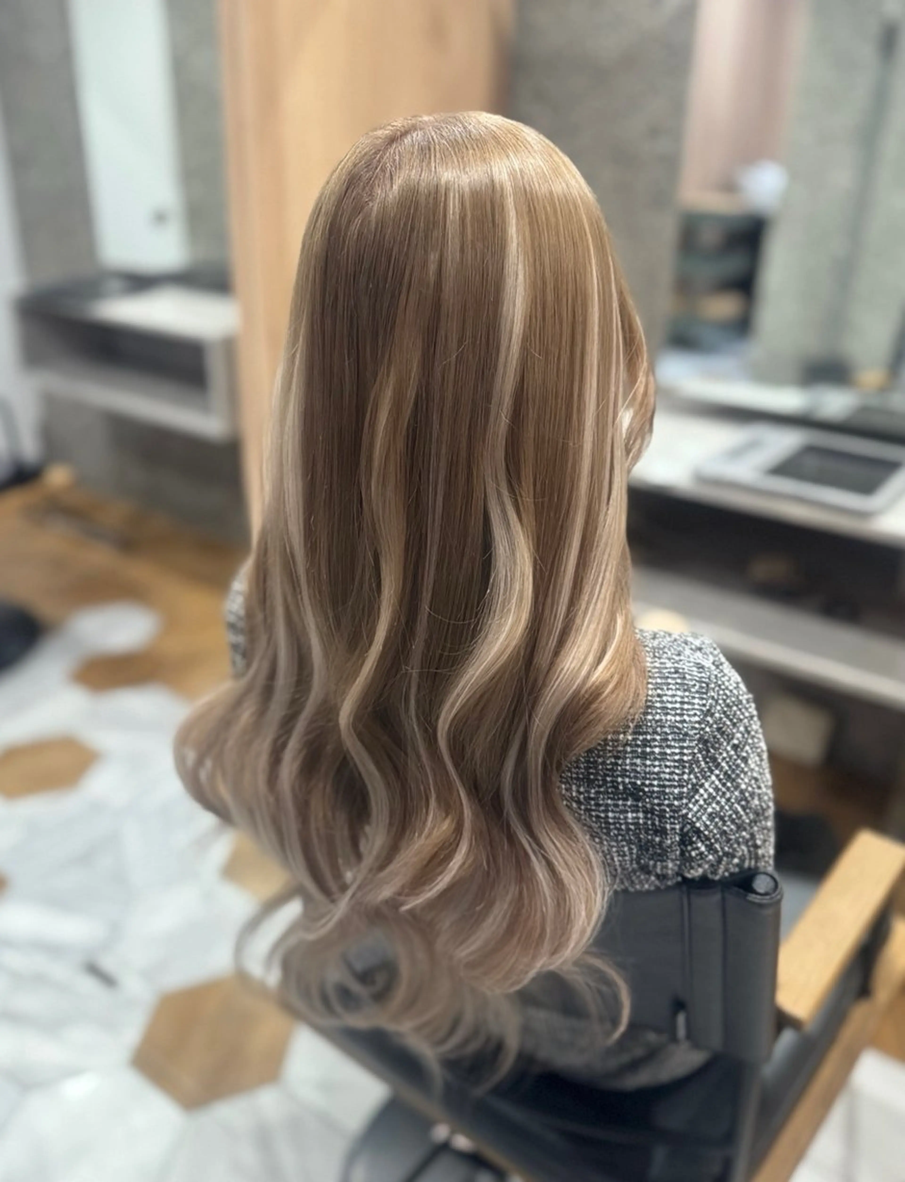 ロング エクステ ハイライト エクステ 🦋 misaki🦋のヘアスタイル