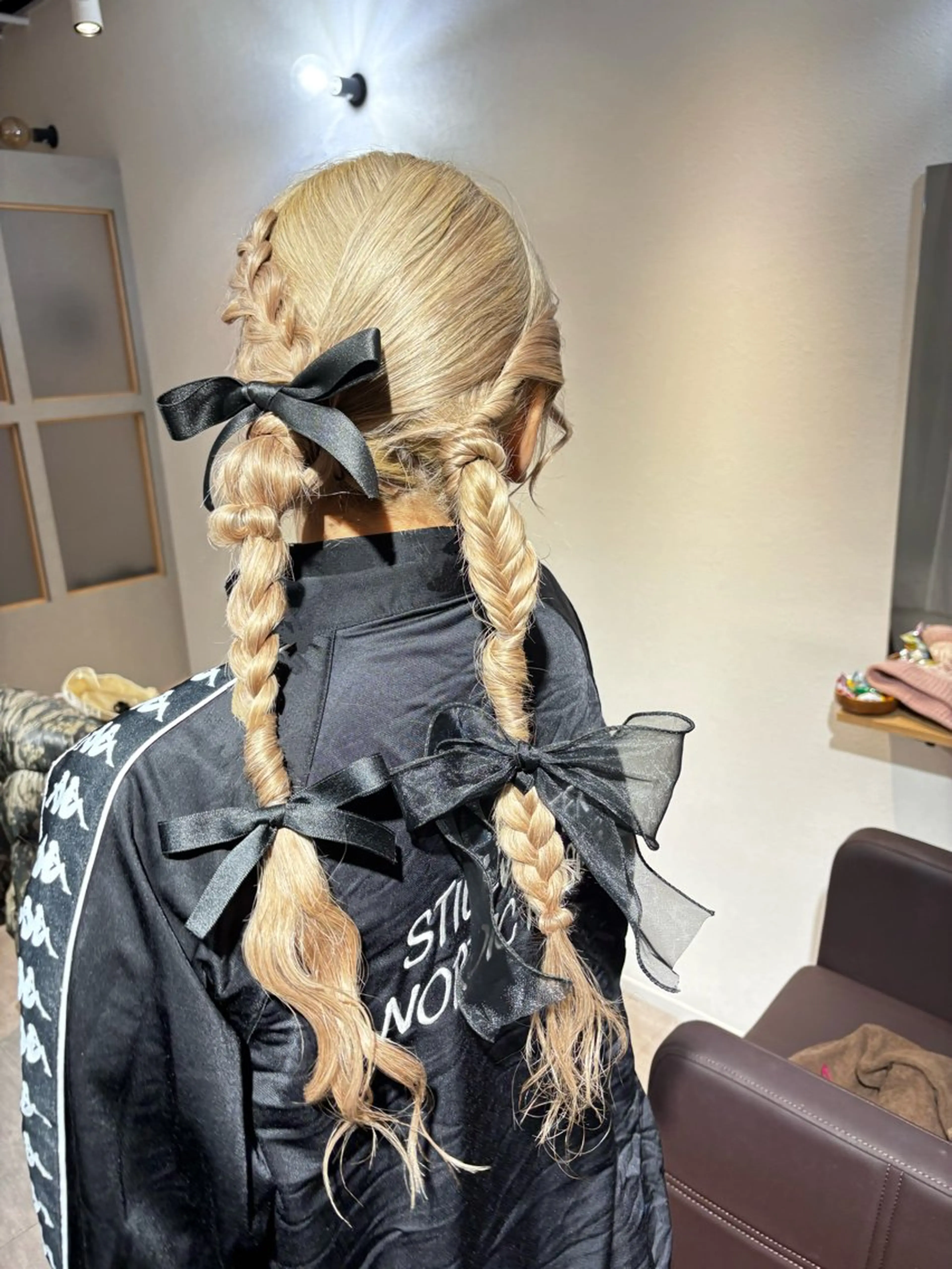 ロング カラー ヘアアレンジ ハイトーンカラー Karin trスタイリスト🥀のヘアスタイル