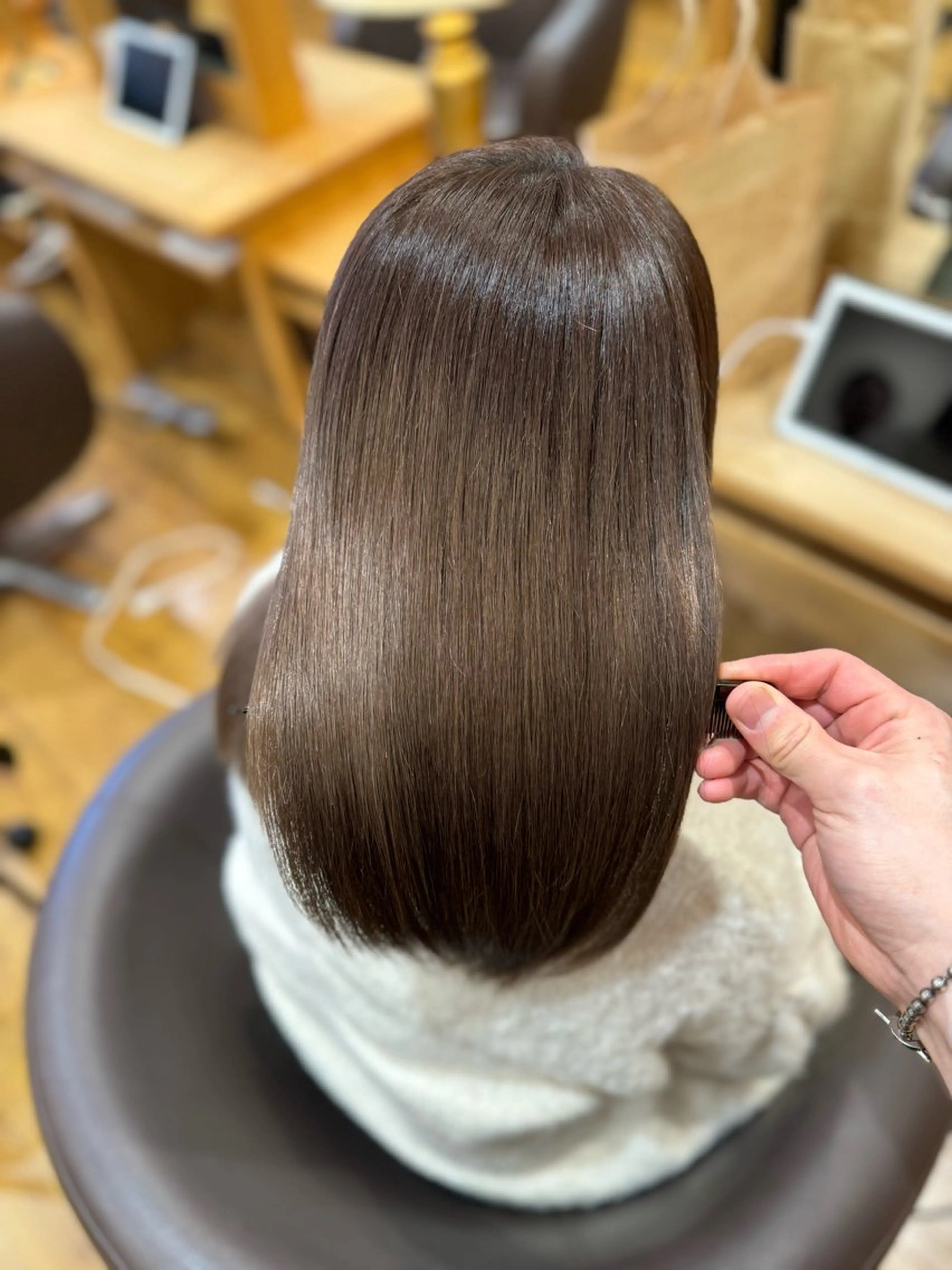 セミロング ヘアーメイクポリッシュ桂所属・山﨑 将弥のヘアスタイル