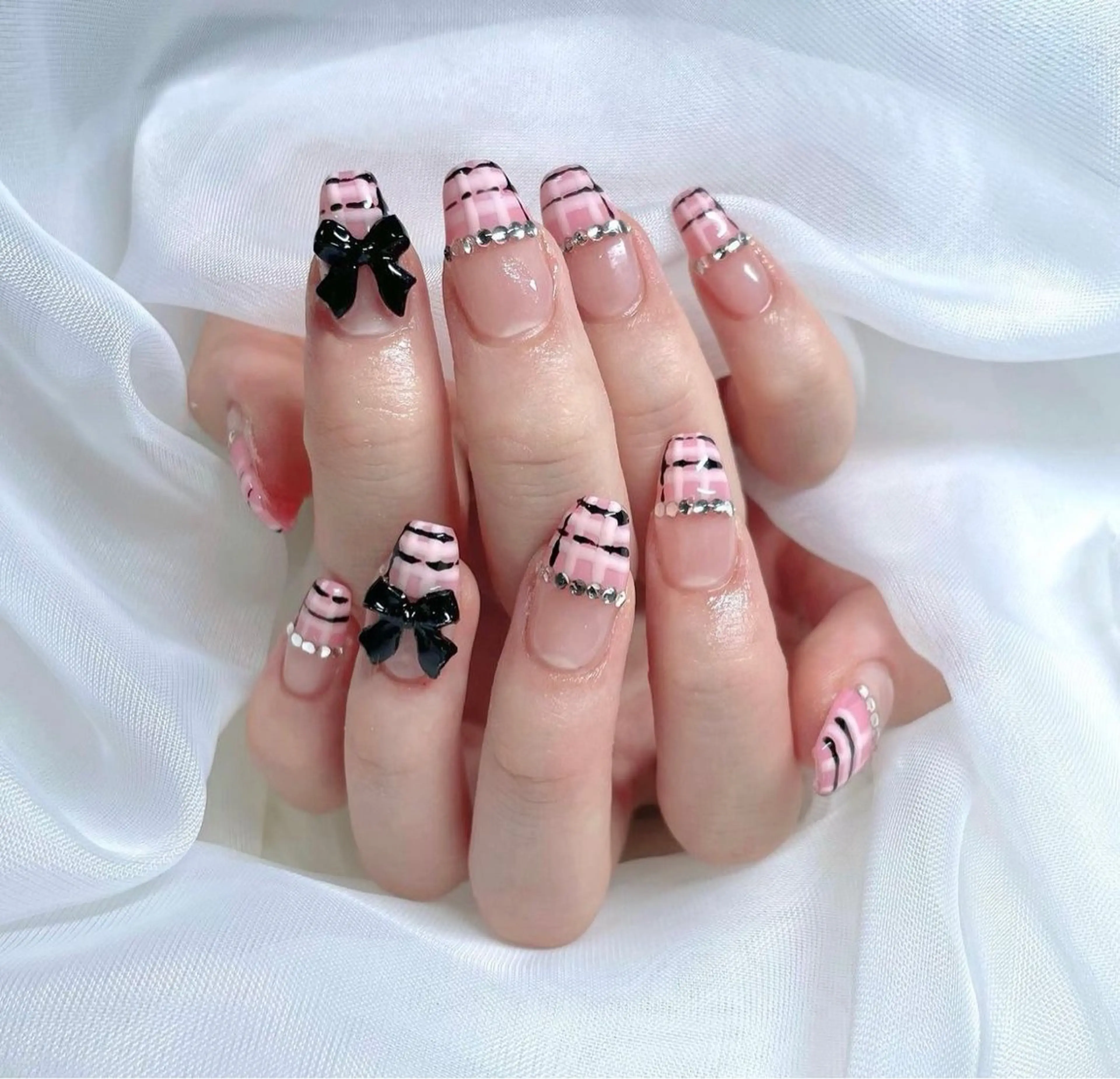 ネイル ハンドネイル Sii nail 🤍SAKIのネイルデザイン