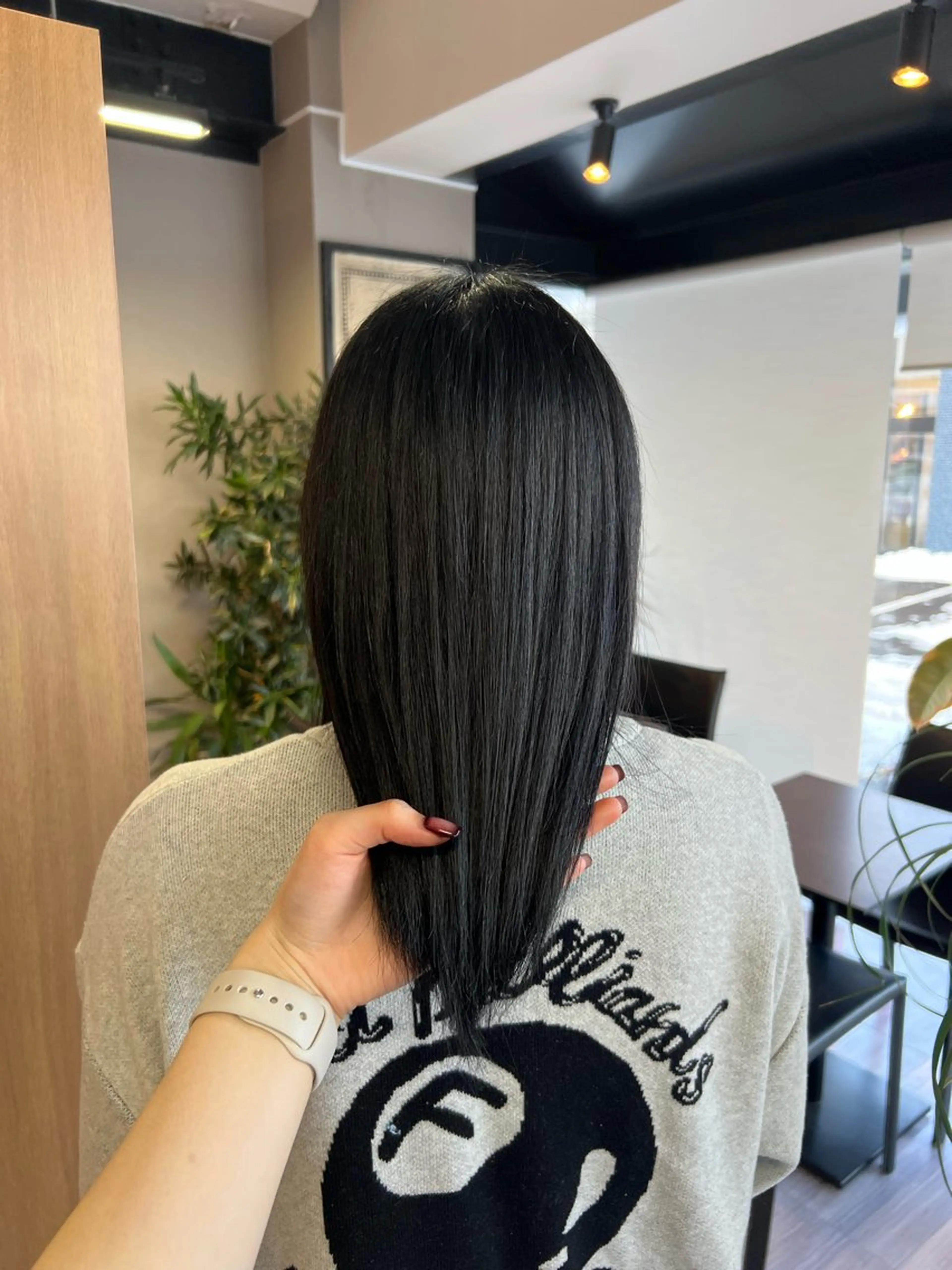 セミロング カラー ブリーチ ヘアカラー arika ミズキのヘアスタイル