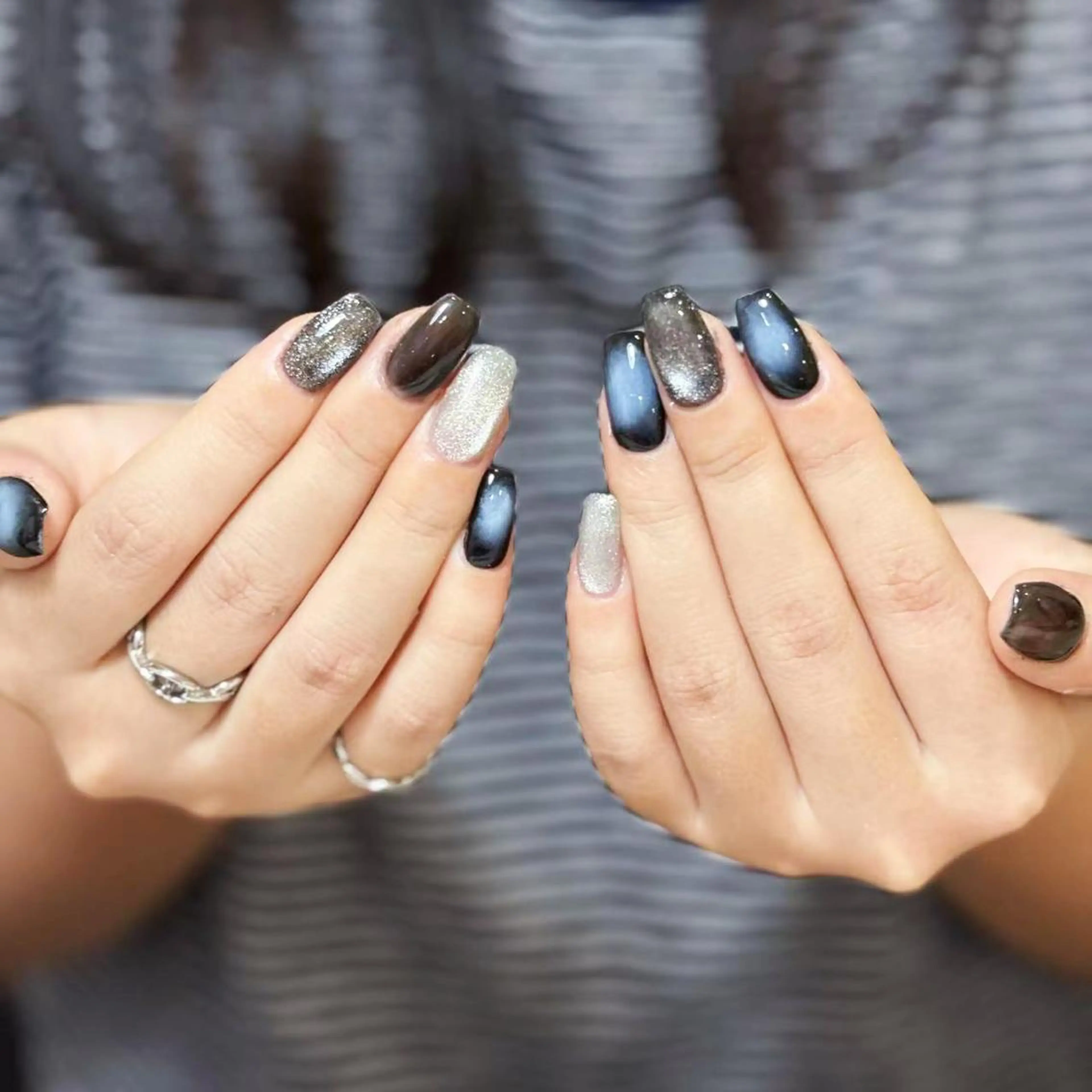 ネイル アートネイル オーロラネイル ガーリー キラキラネイル 韓国ネイル DIAMOND NailStudioのネイルデザイン