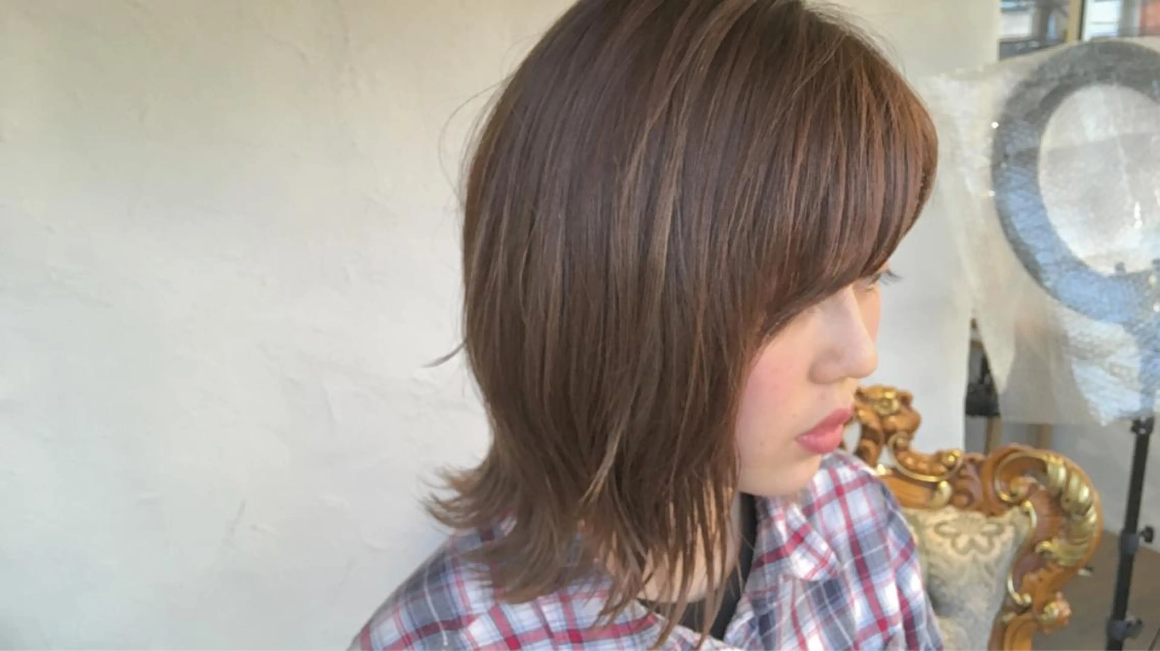 ショート カラー パーマ ヘアアレンジ グレージュ 外ハネヘア エグチ アキラのヘアスタイル