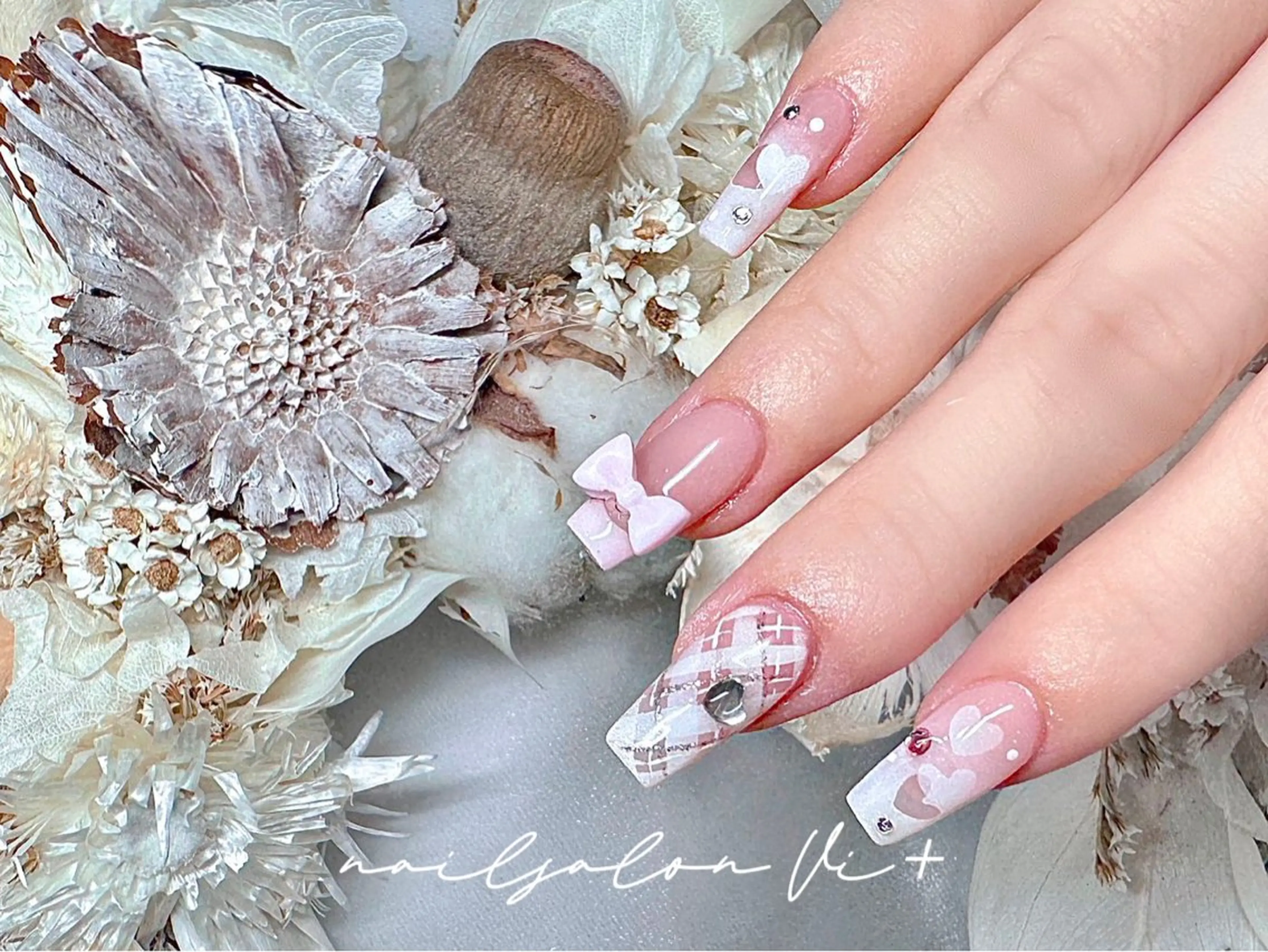 ネイル ハンドネイル ✨Nailsalon Vi+✨のネイルデザイン