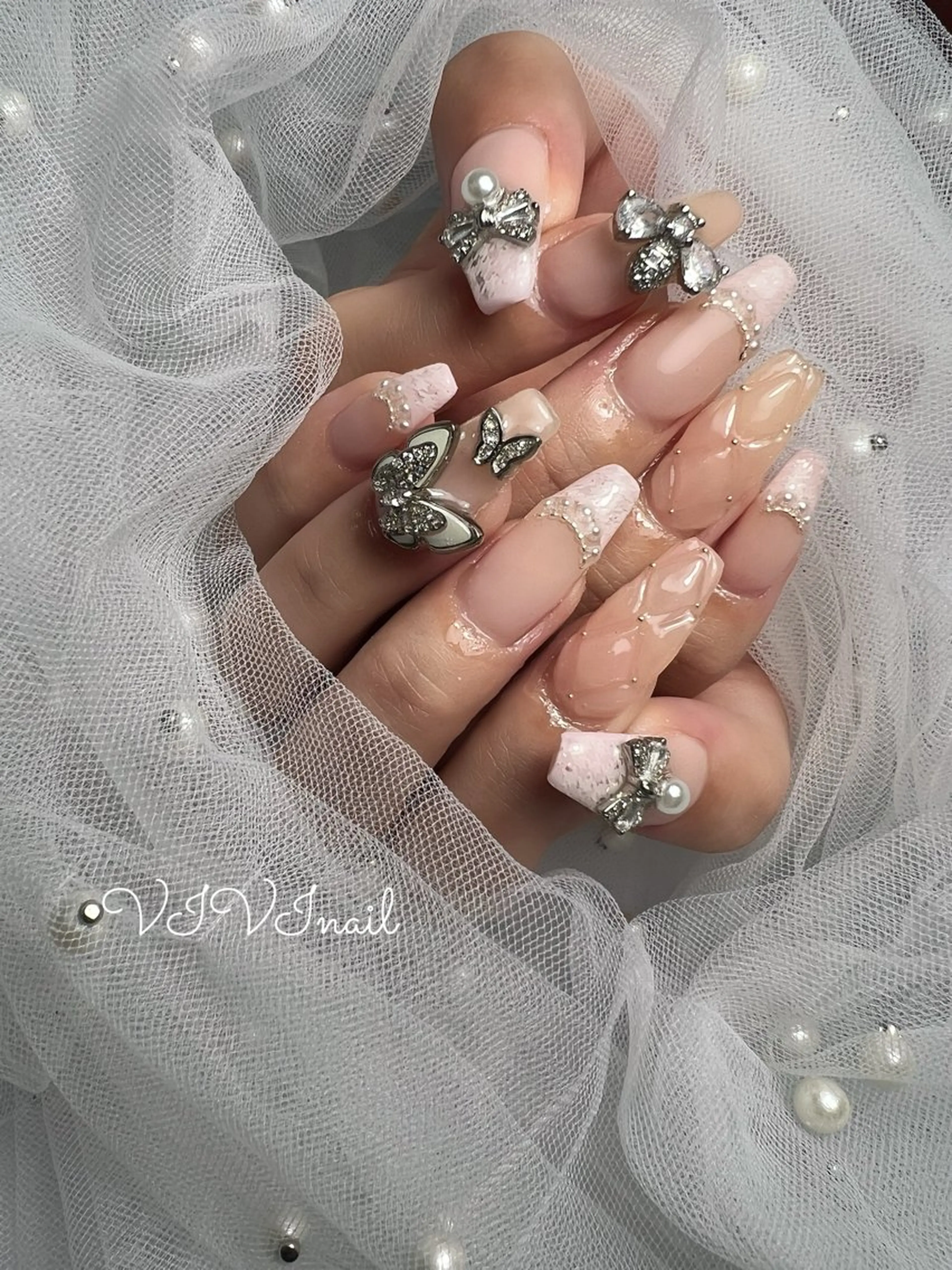 ネイル ハンドネイル vivi nailのネイルデザイン