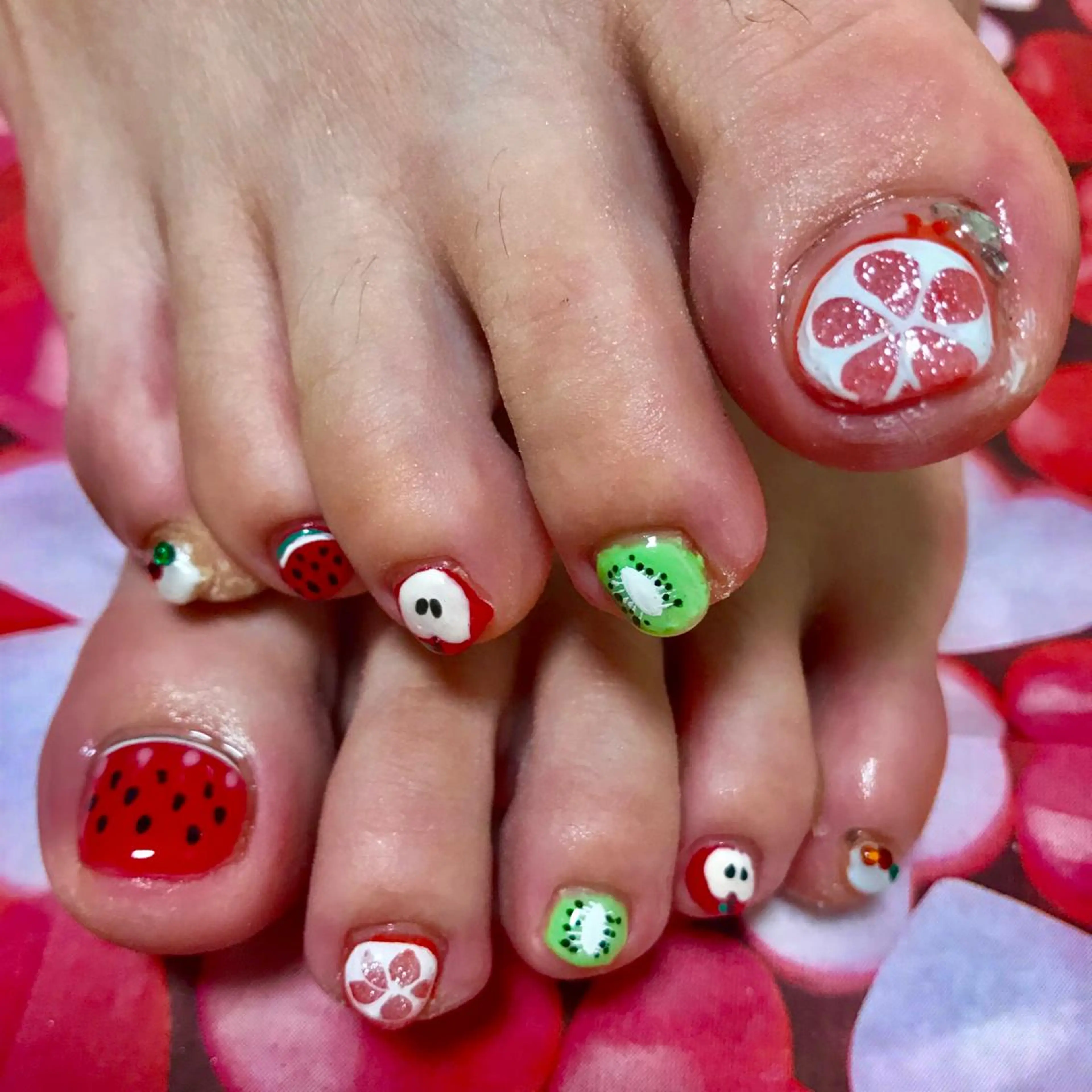 ネイル LOVEnail tomoのネイルデザイン